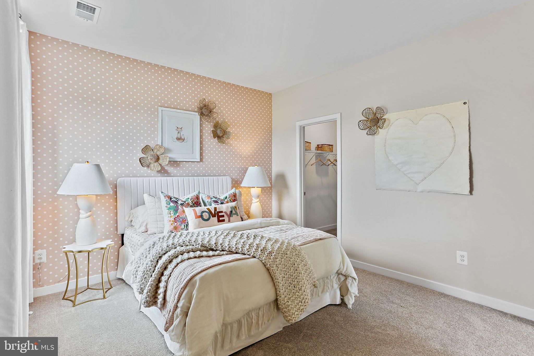 SHENANDOAH SPRINGS - Residential