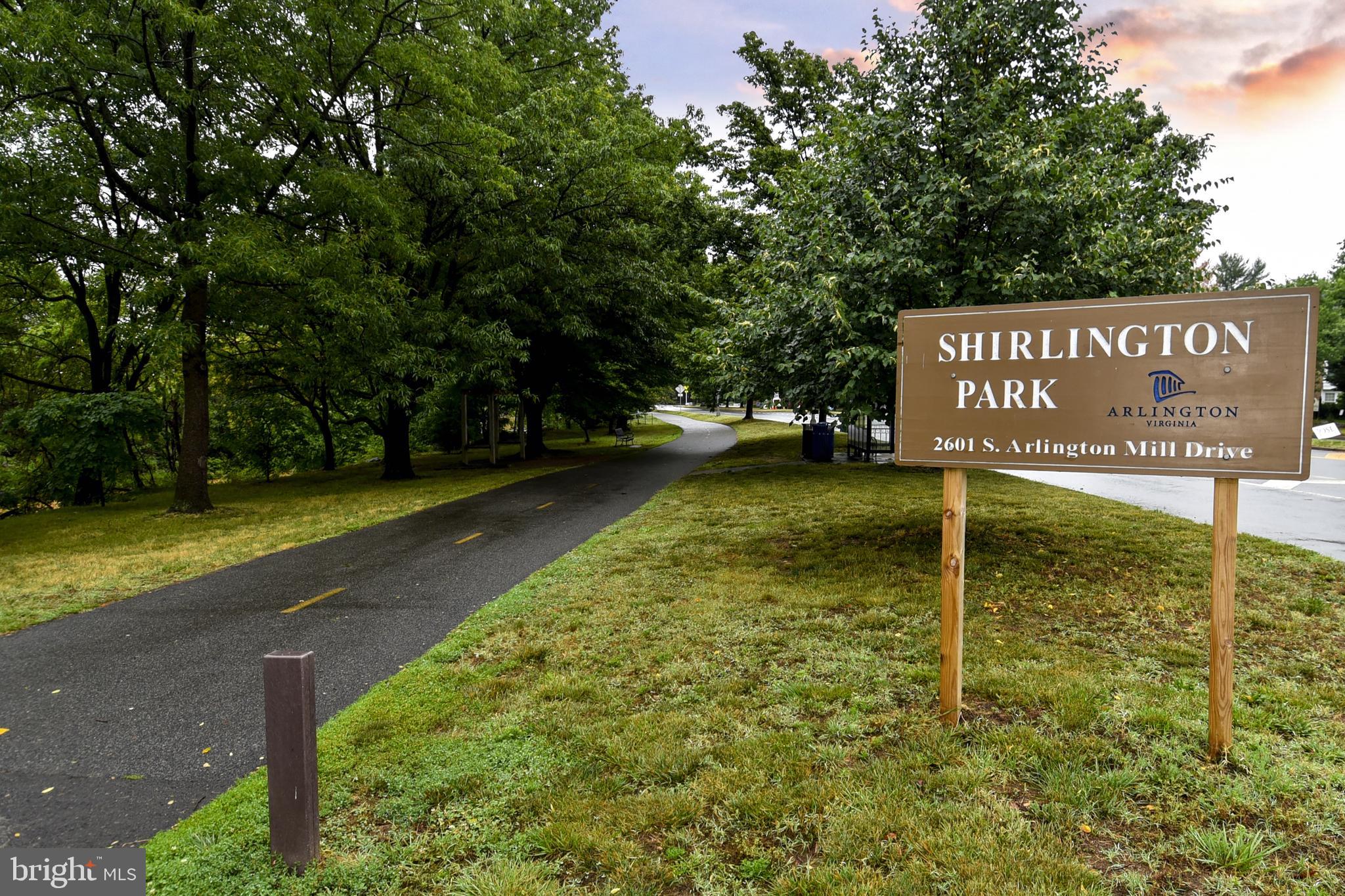 POINTE AT PARK CENTER - Residential