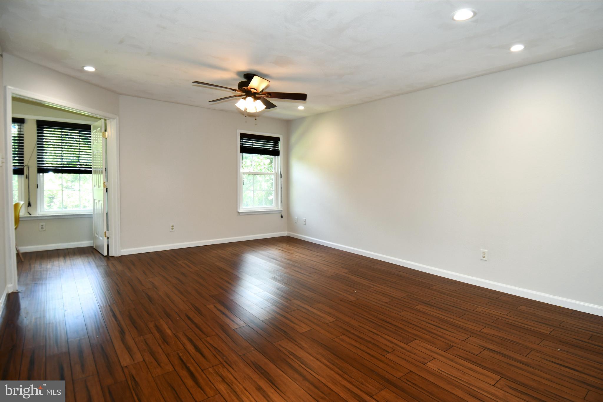 POINTE AT PARK CENTER - Residential