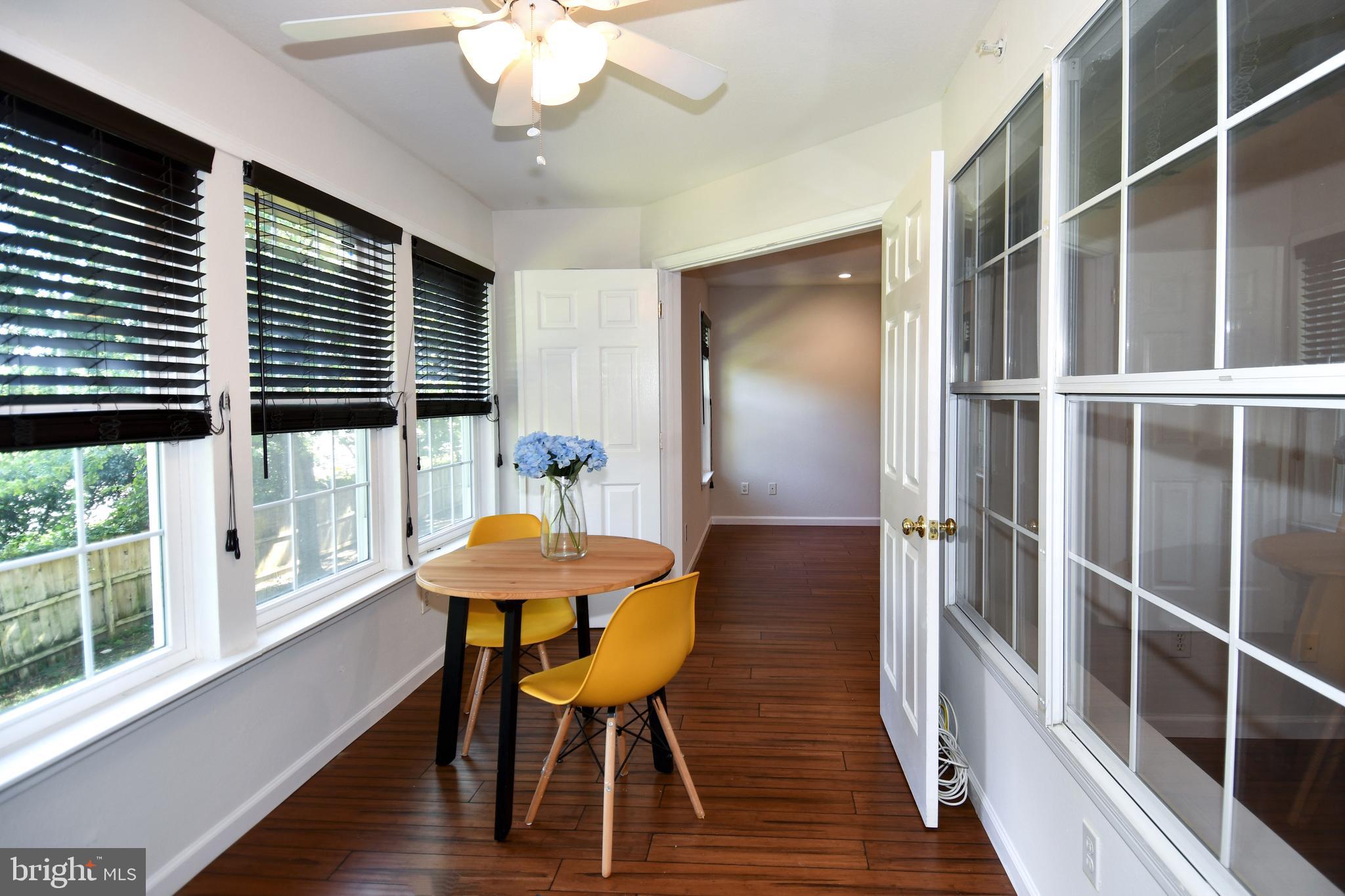 POINTE AT PARK CENTER - Residential