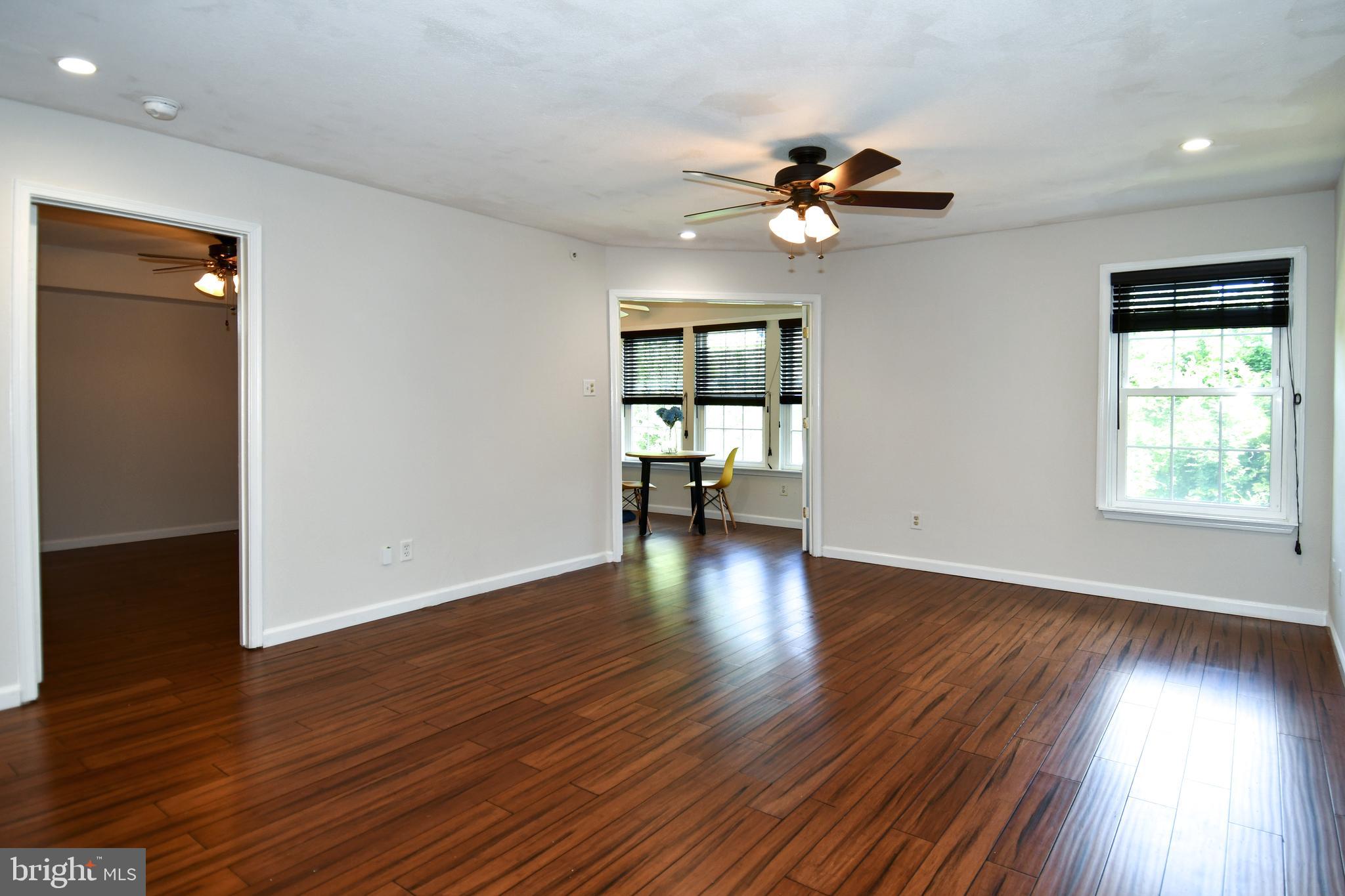 POINTE AT PARK CENTER - Residential