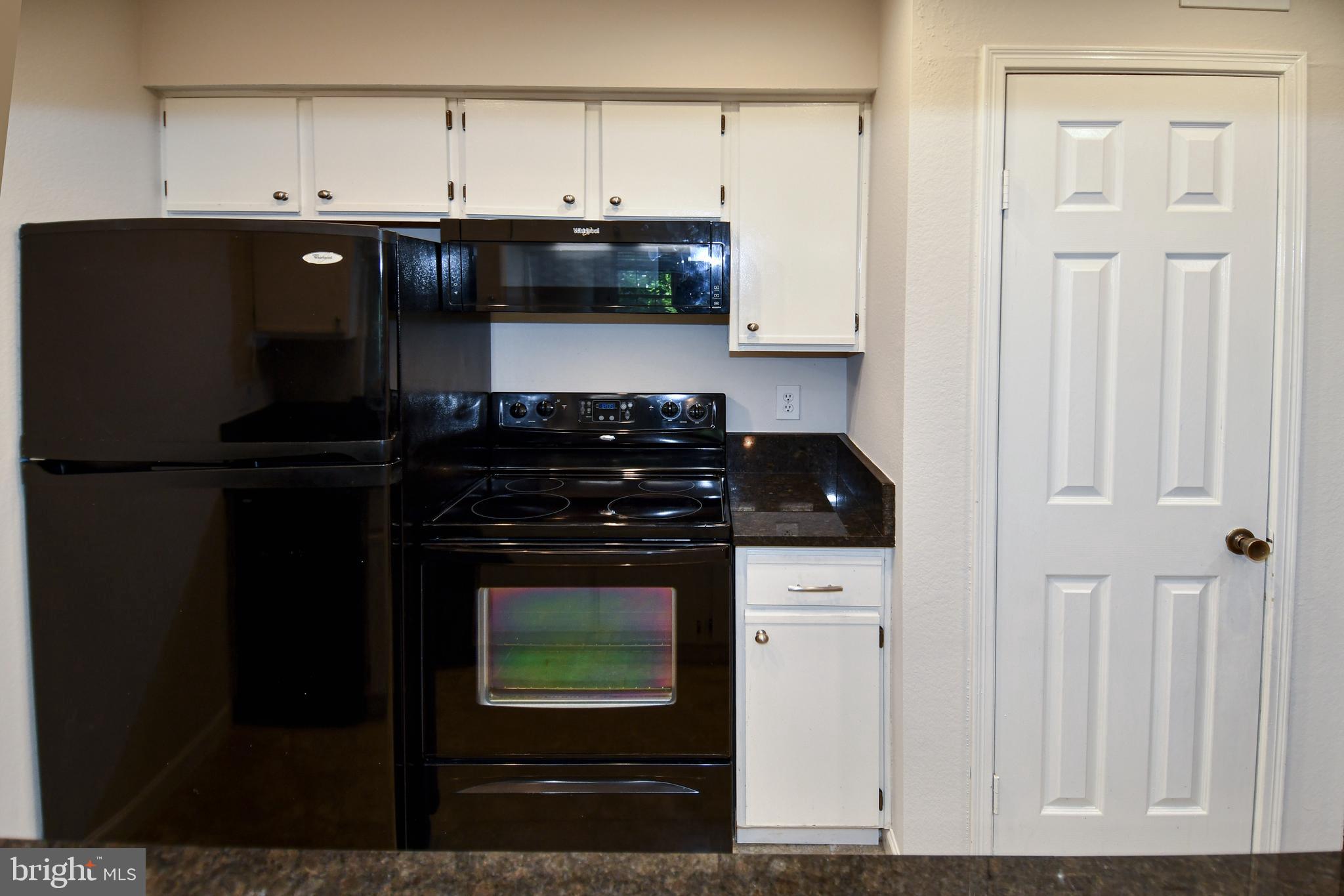 POINTE AT PARK CENTER - Residential