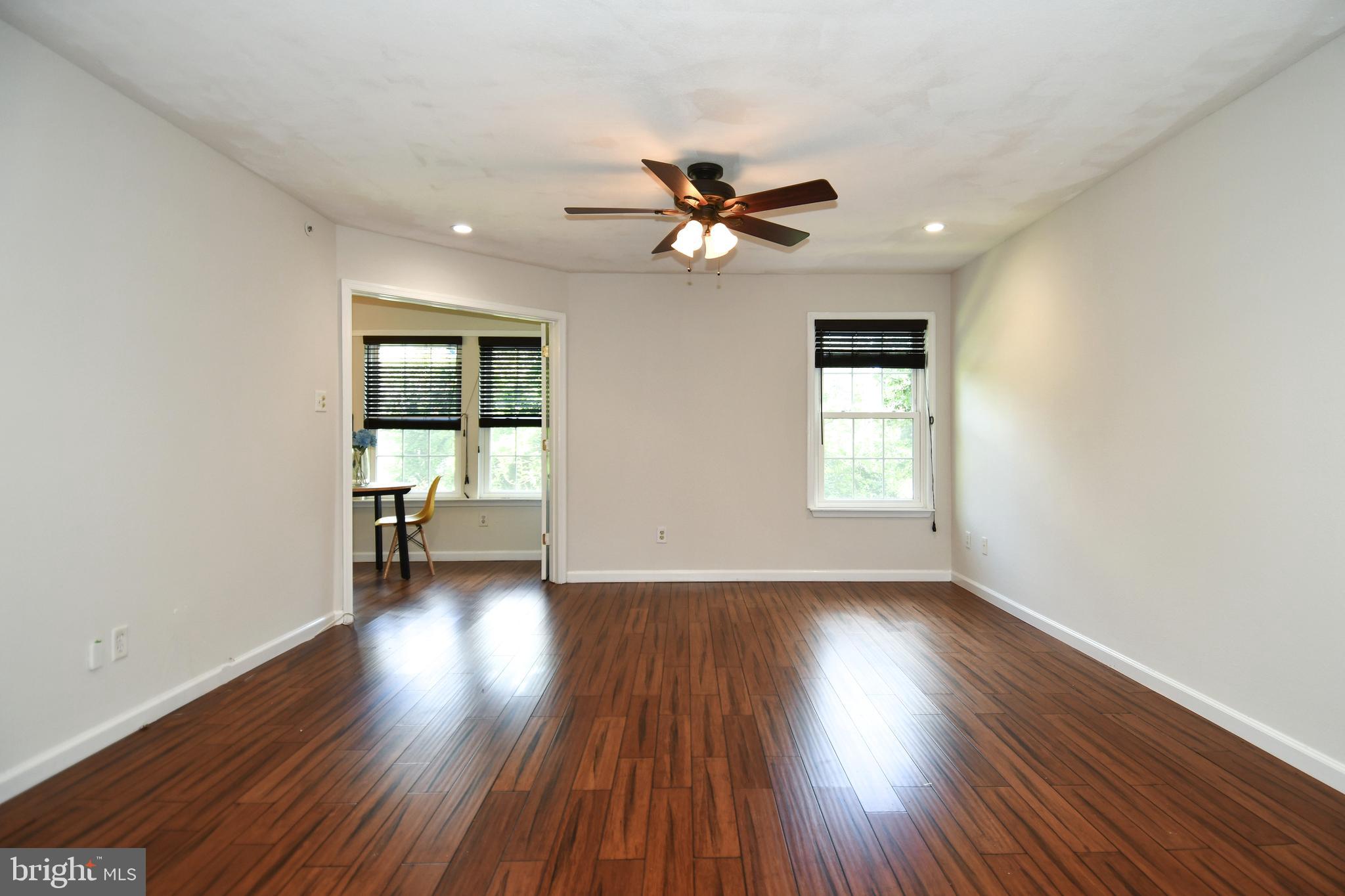 POINTE AT PARK CENTER - Residential