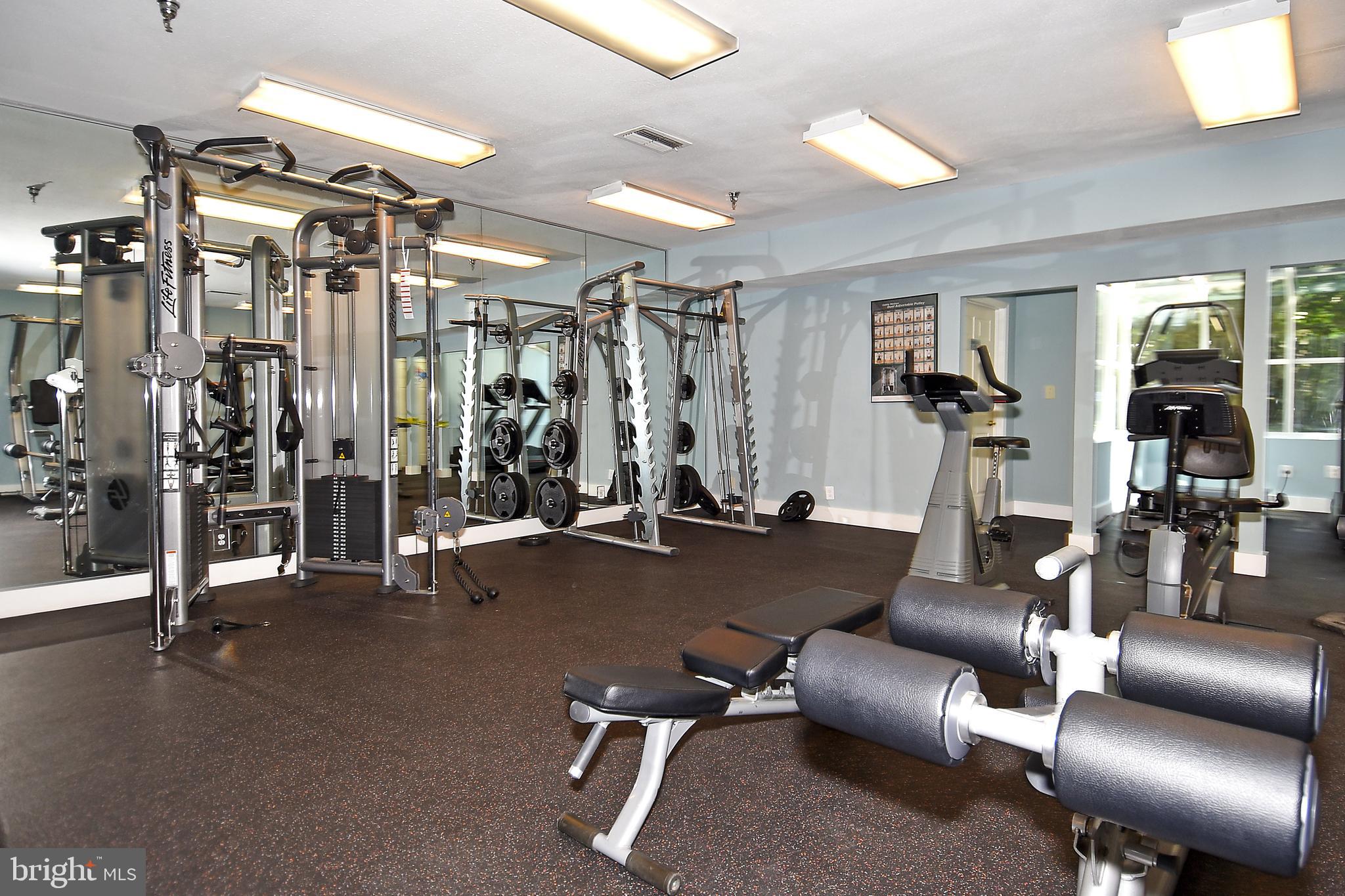 POINTE AT PARK CENTER - Residential