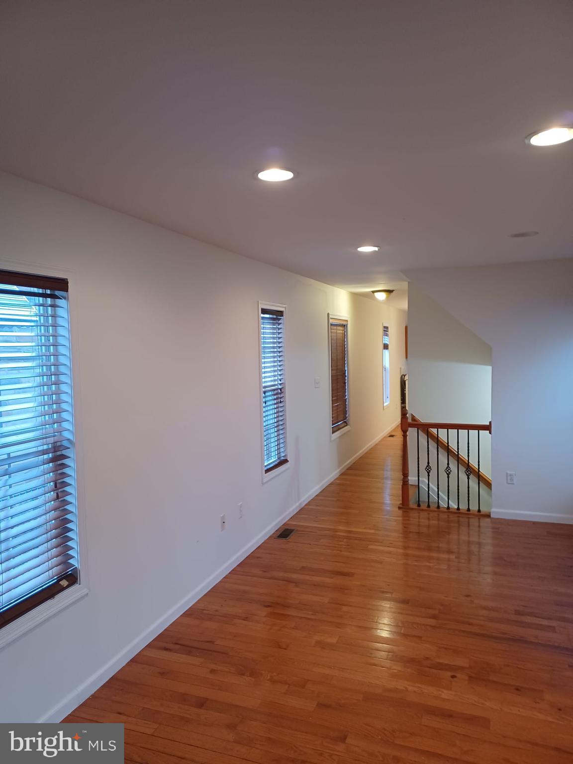 ROLAND TERRACE - Residential Lease