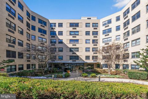 1801 CLYDESDALE PLACE NW 720 WASHINGTON DC 20009