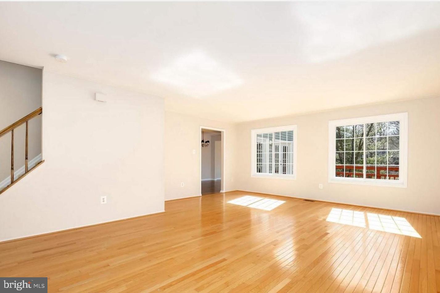 8580 DARK HAWK CIRCLE
