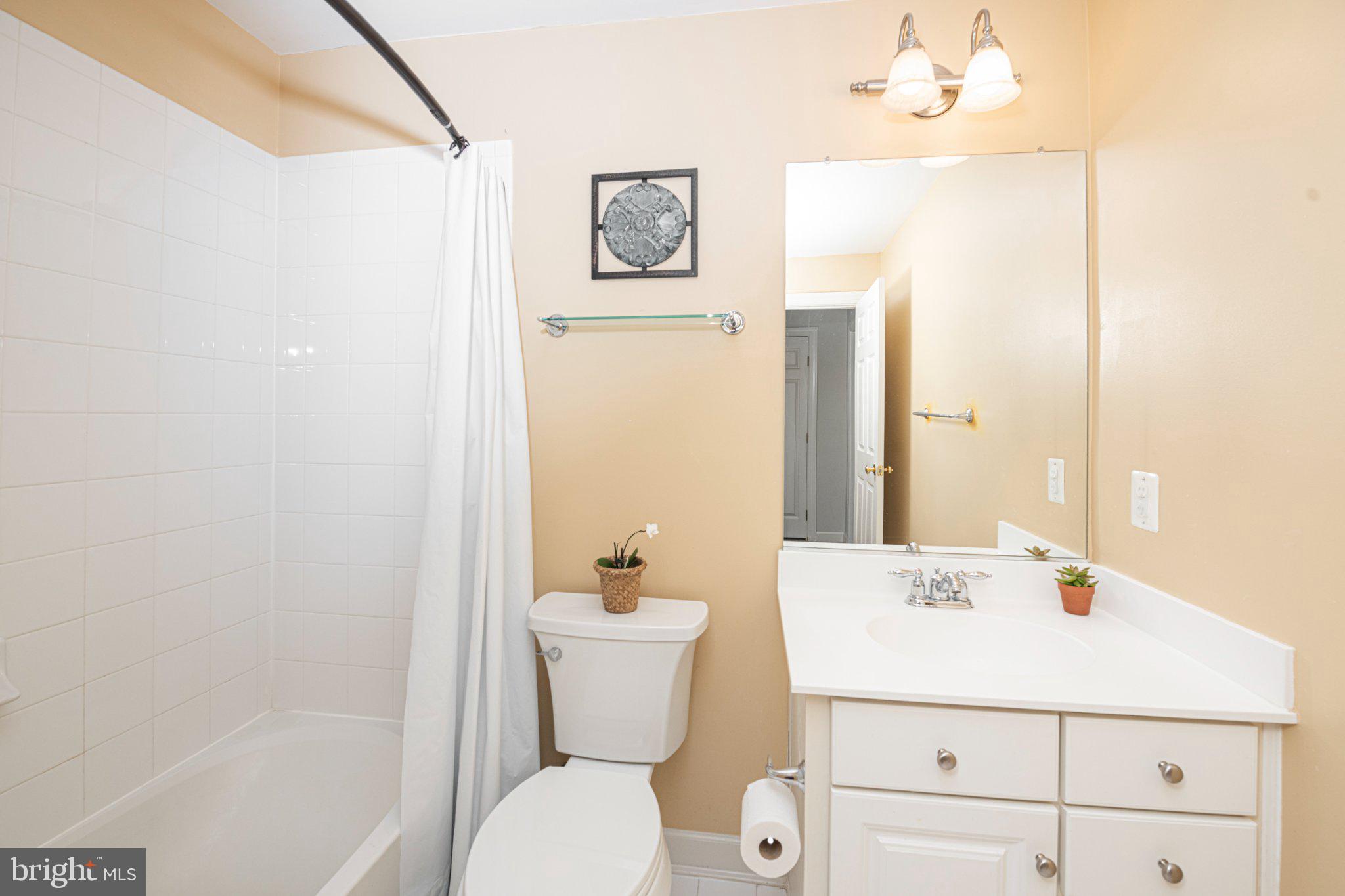 COVENTRY GLEN - Residential