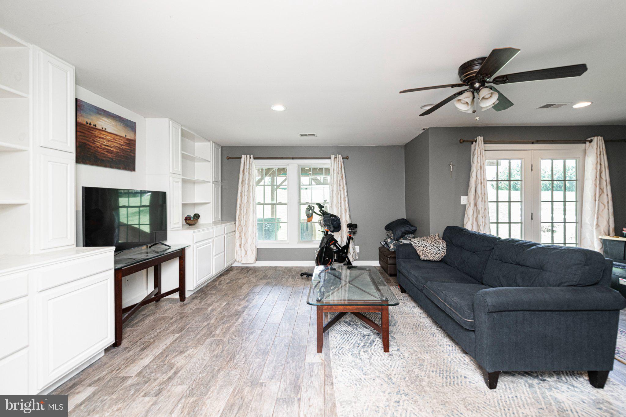 COVENTRY GLEN - Residential