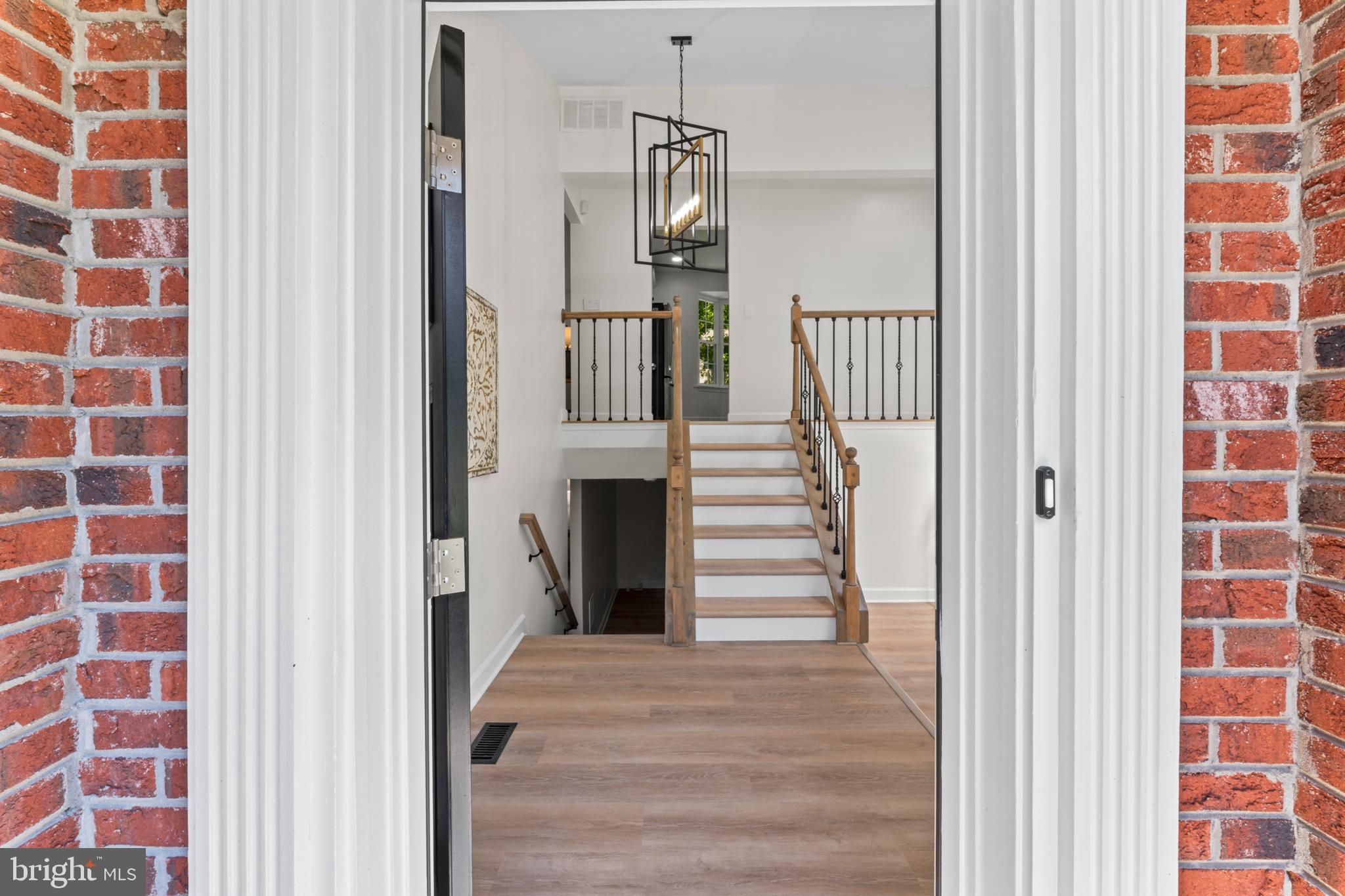 CAMELOT - Residential Lease