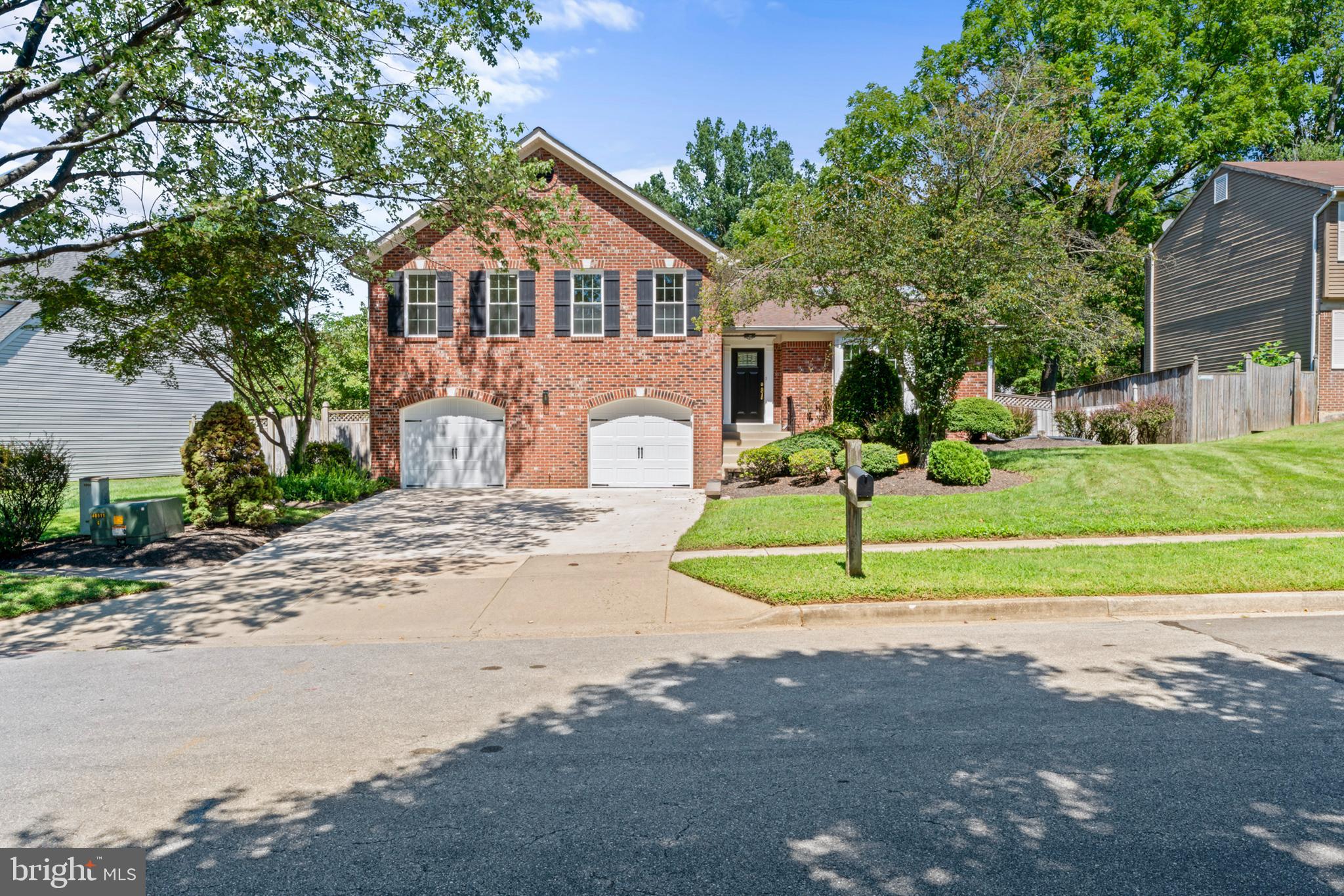 CAMELOT - Residential Lease