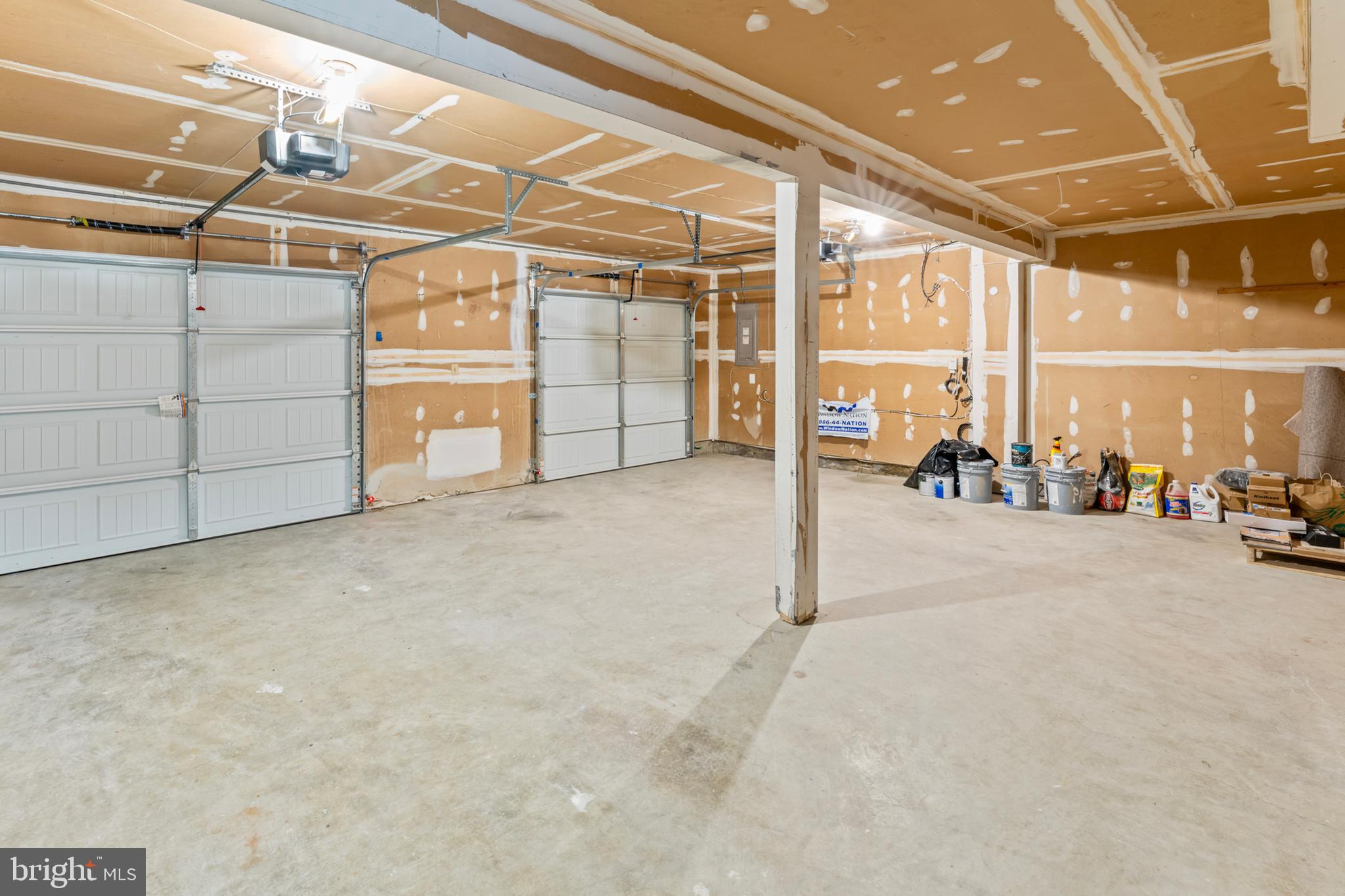 CAMELOT - Residential Lease