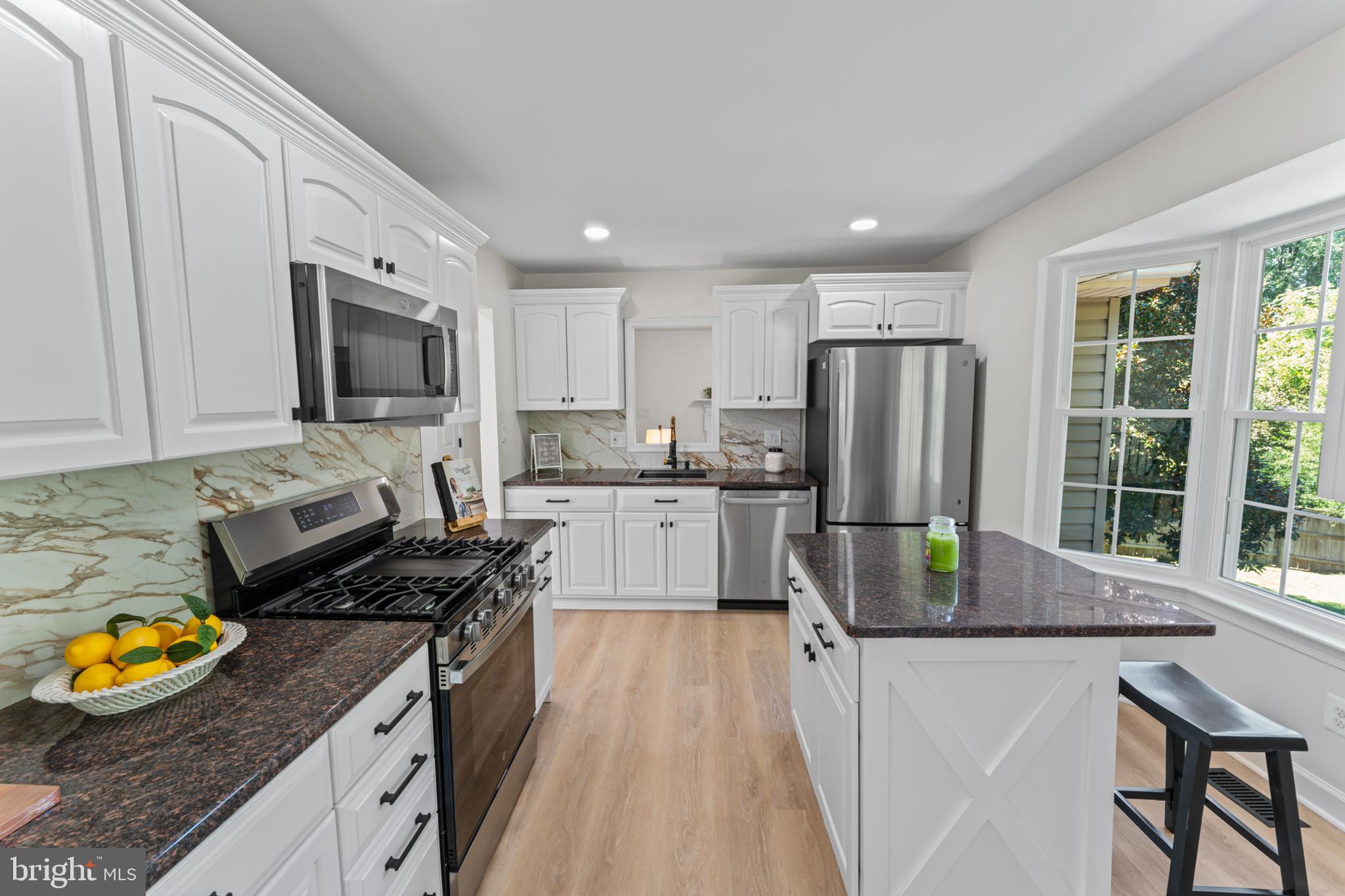 CAMELOT - Residential Lease