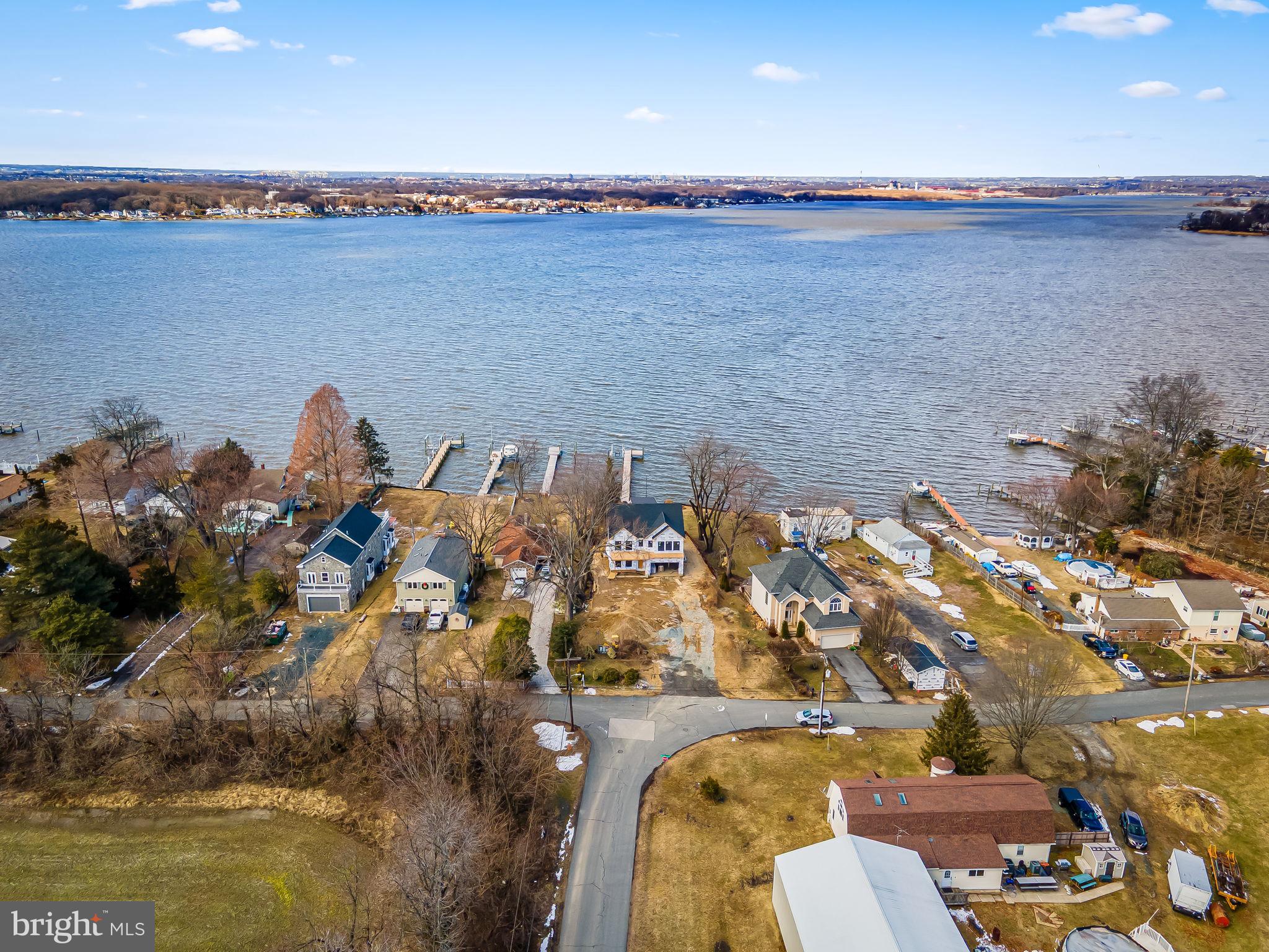 BACK RIVER NECK - Residential