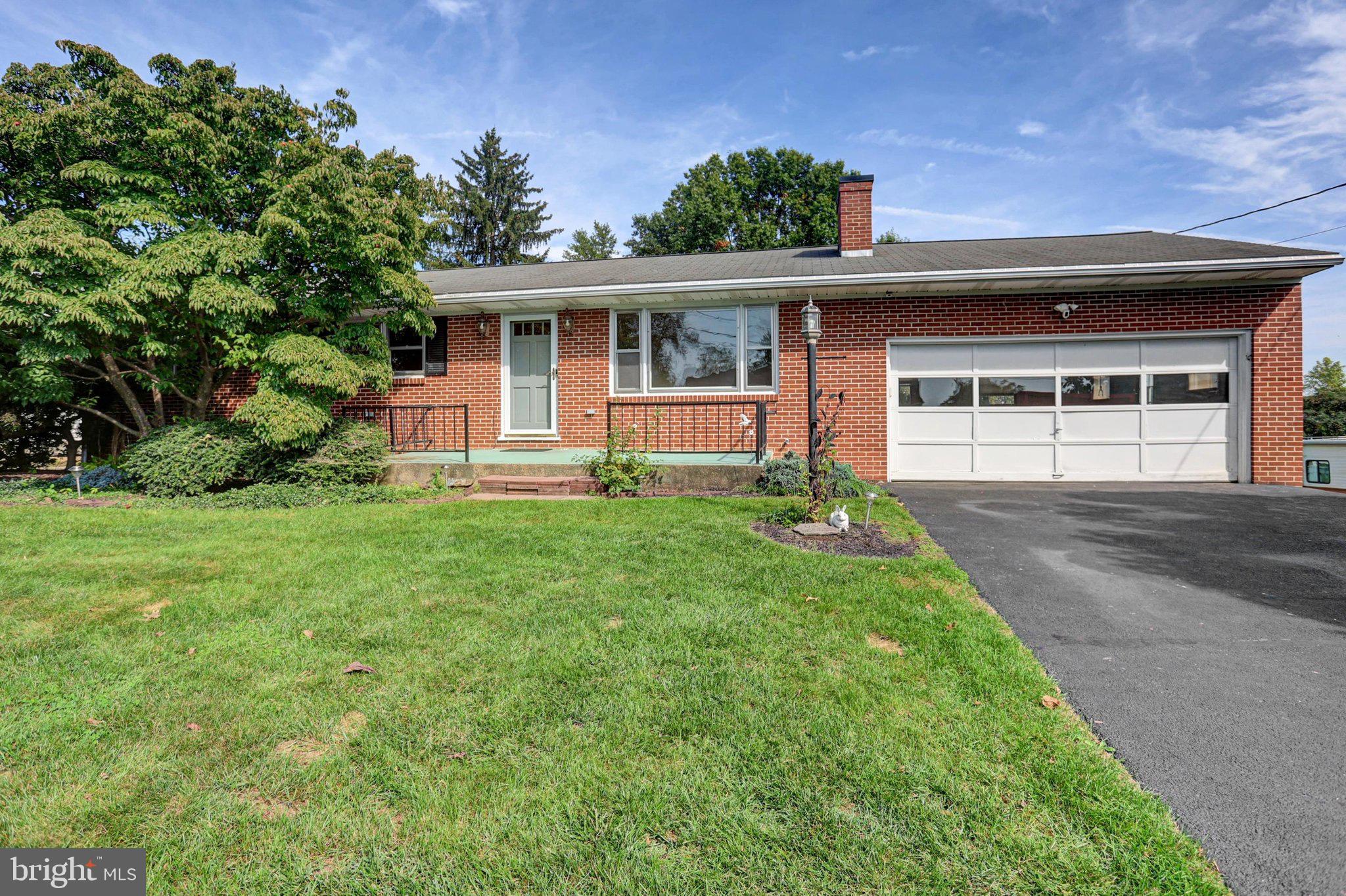 565 LINDIA DRIVE