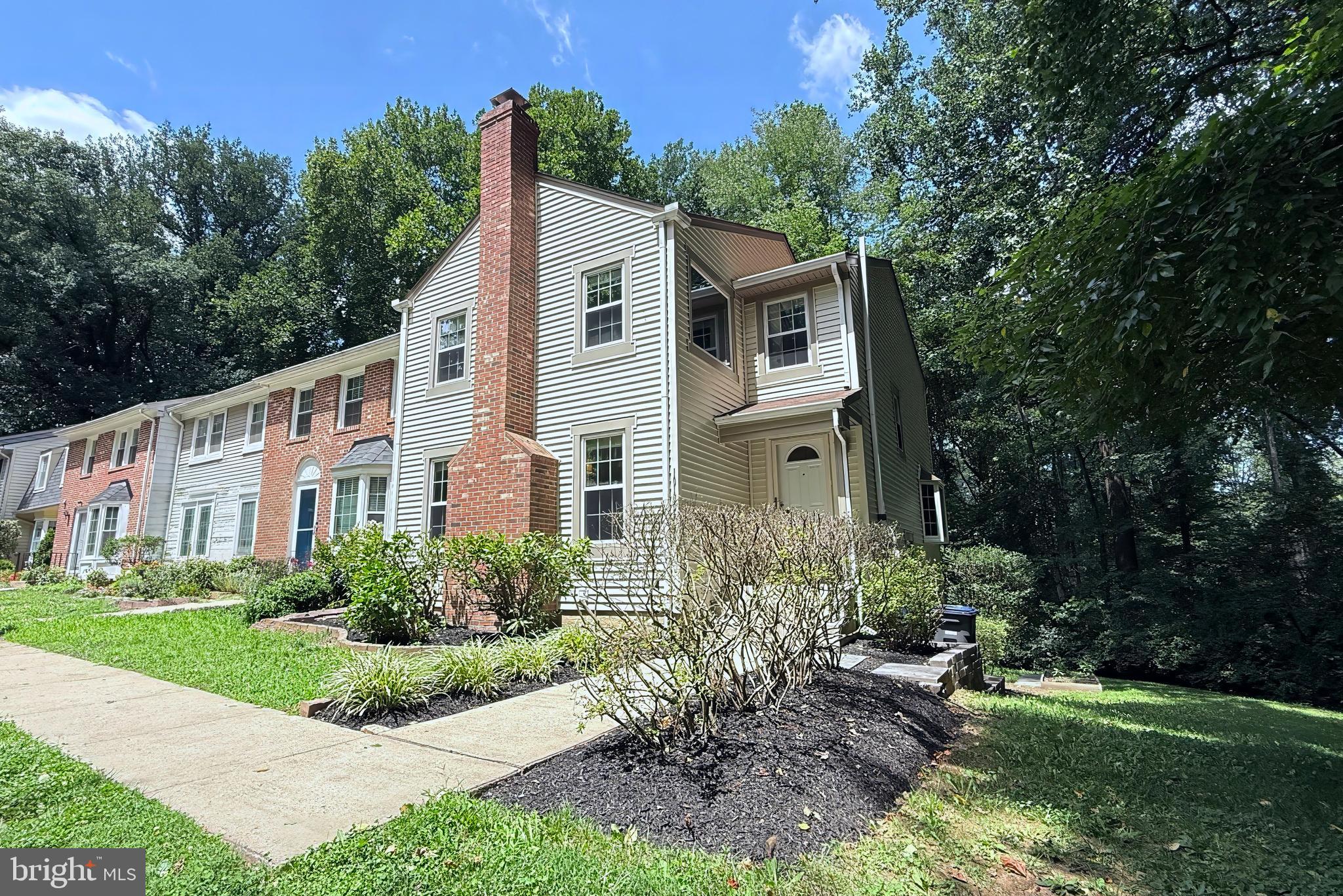 10100 WALNUT WOOD COURT