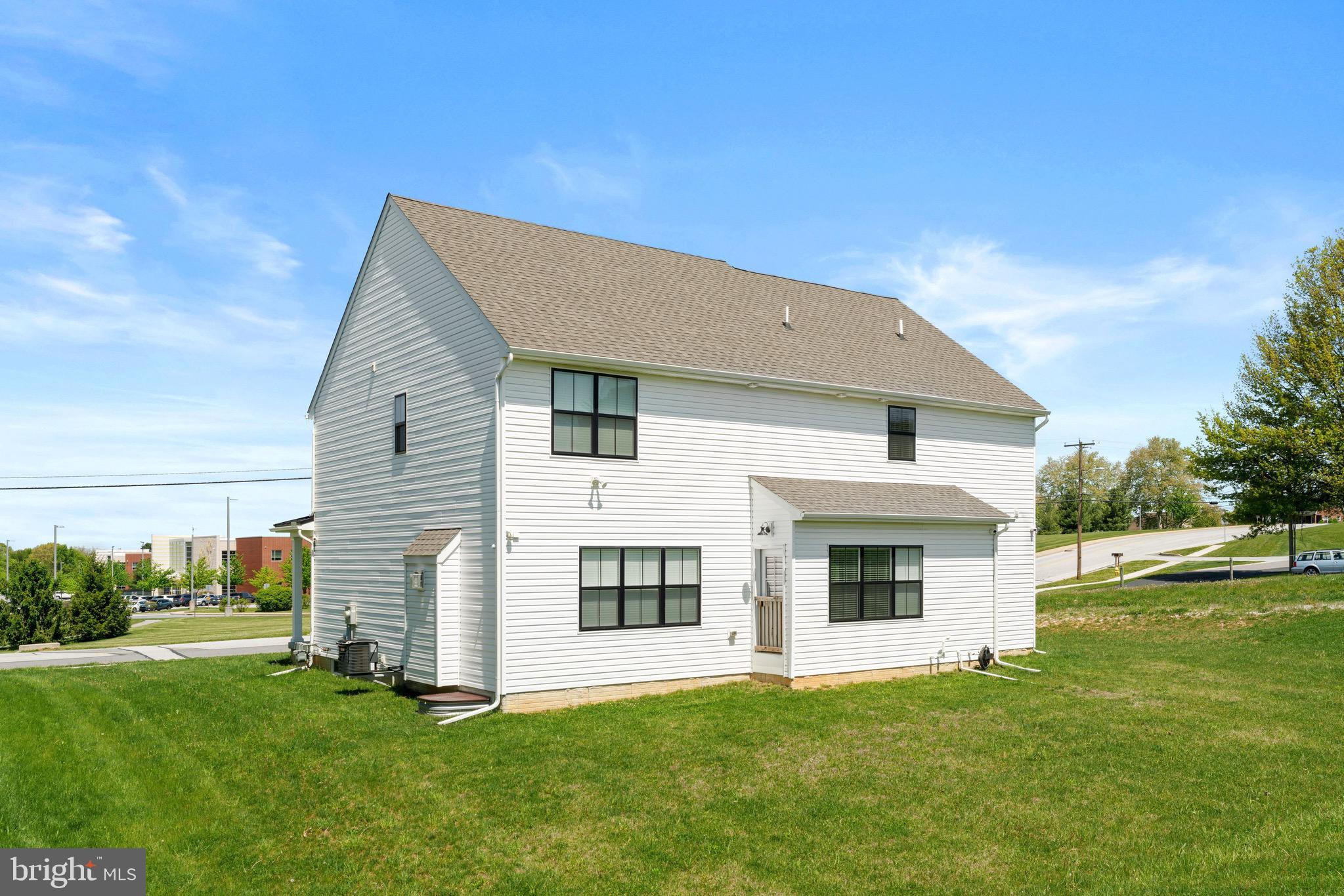 SPRINGFIELD - Residential