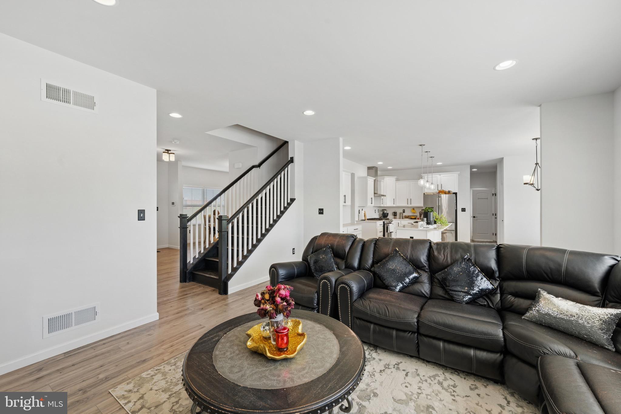 SPRINGFIELD - Residential