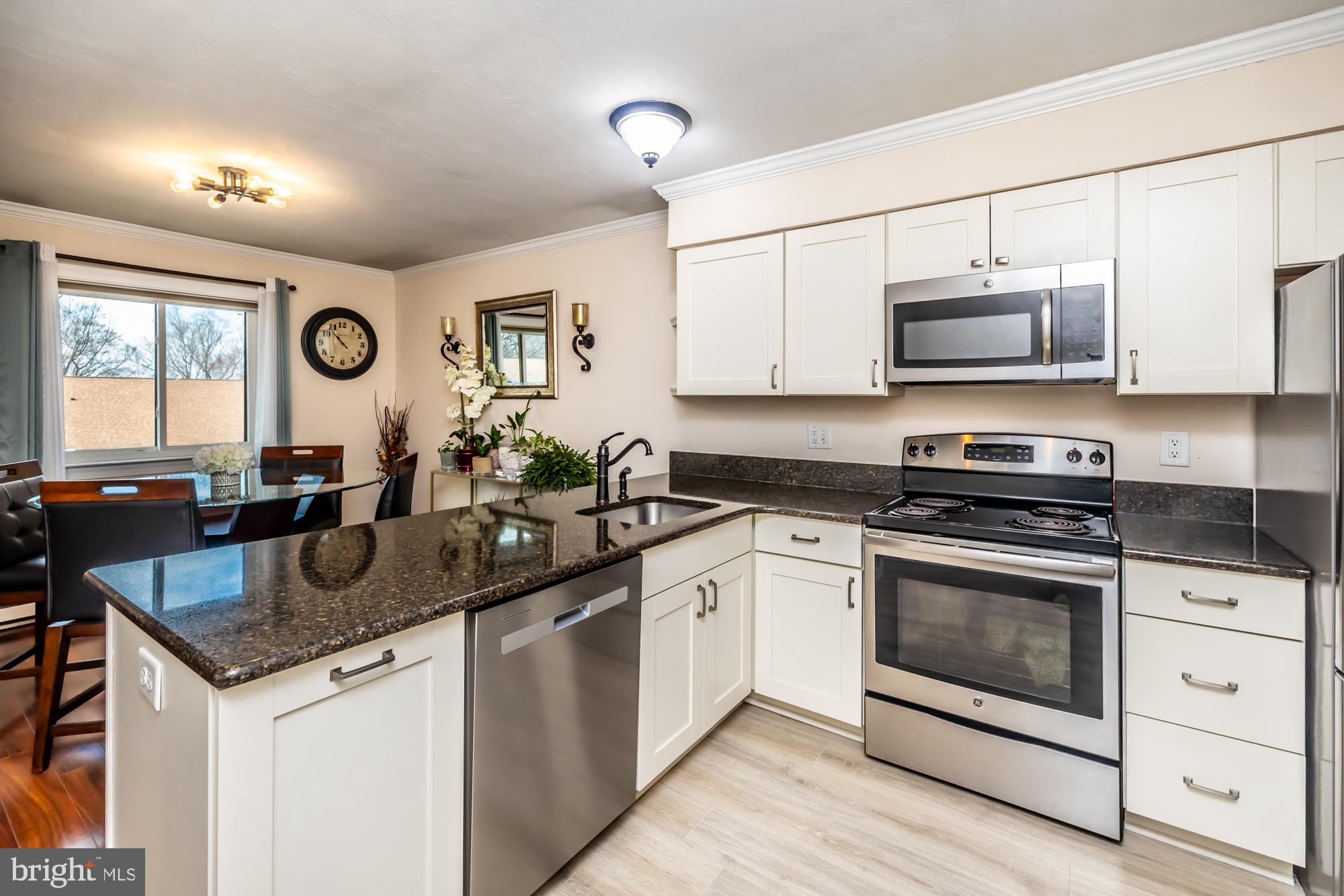 WOODMONT NORTH - Residential