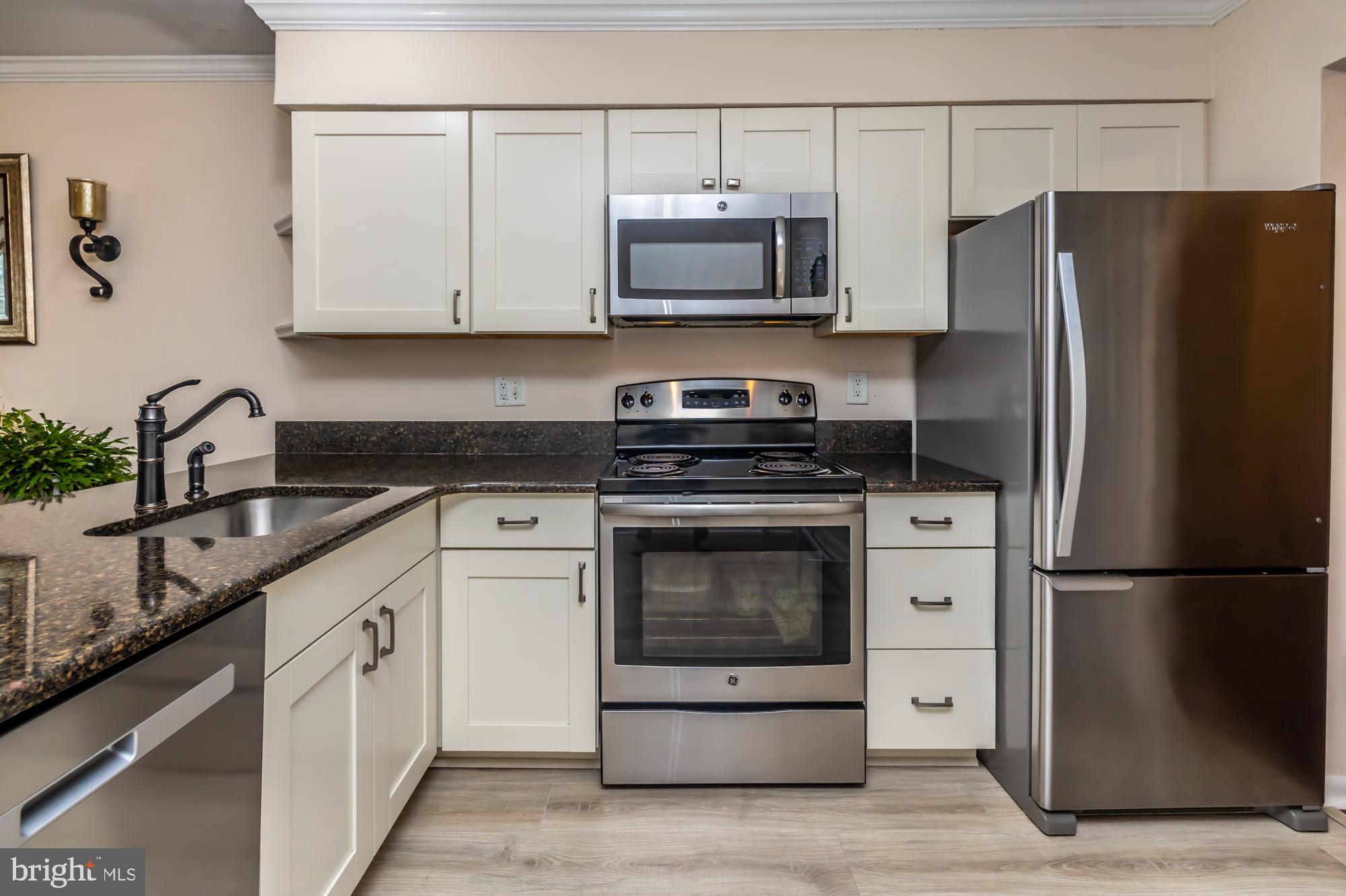 WOODMONT NORTH - Residential