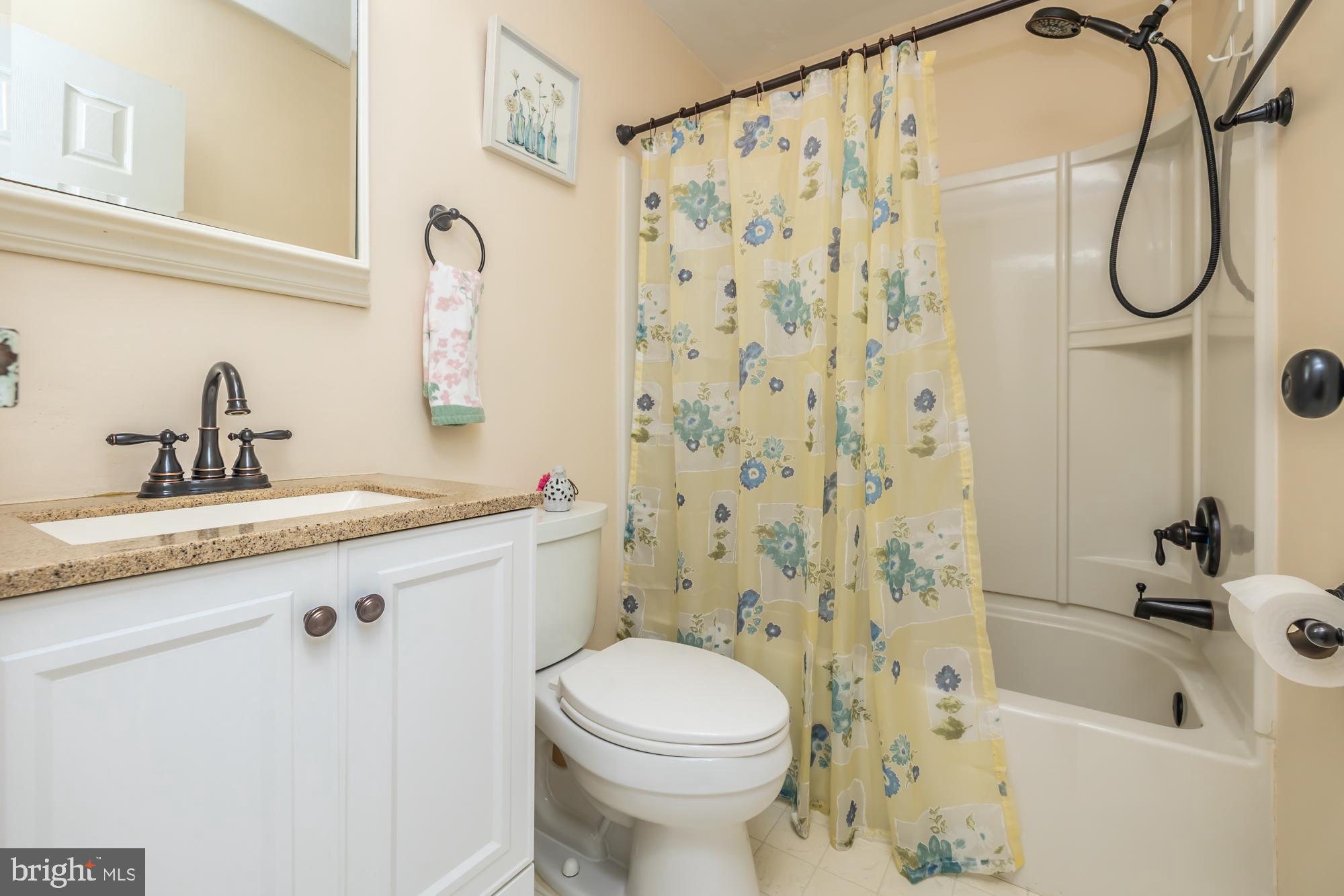 WOODMONT NORTH - Residential