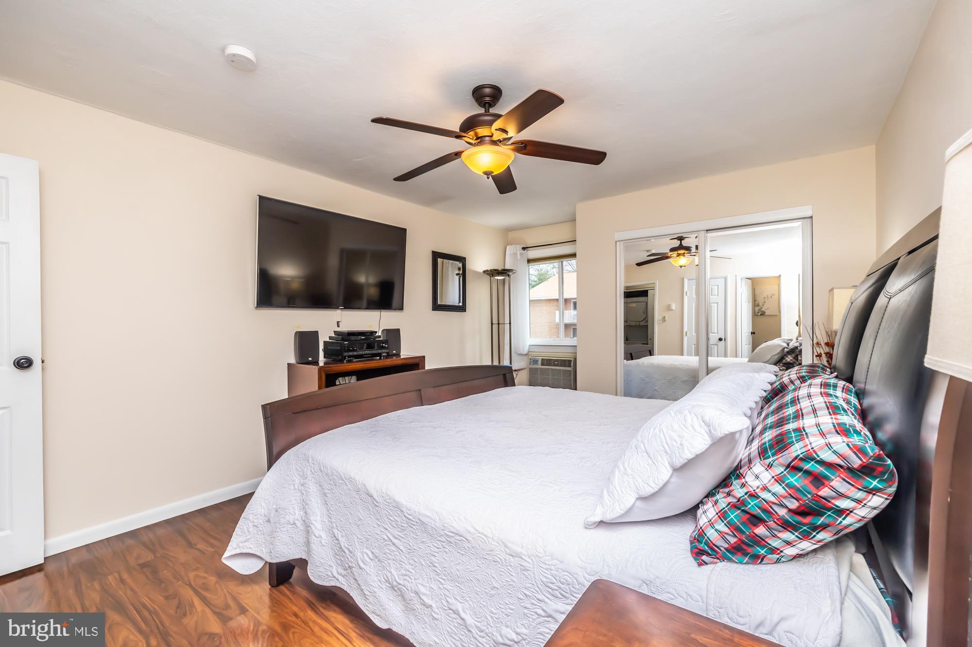 WOODMONT NORTH - Residential