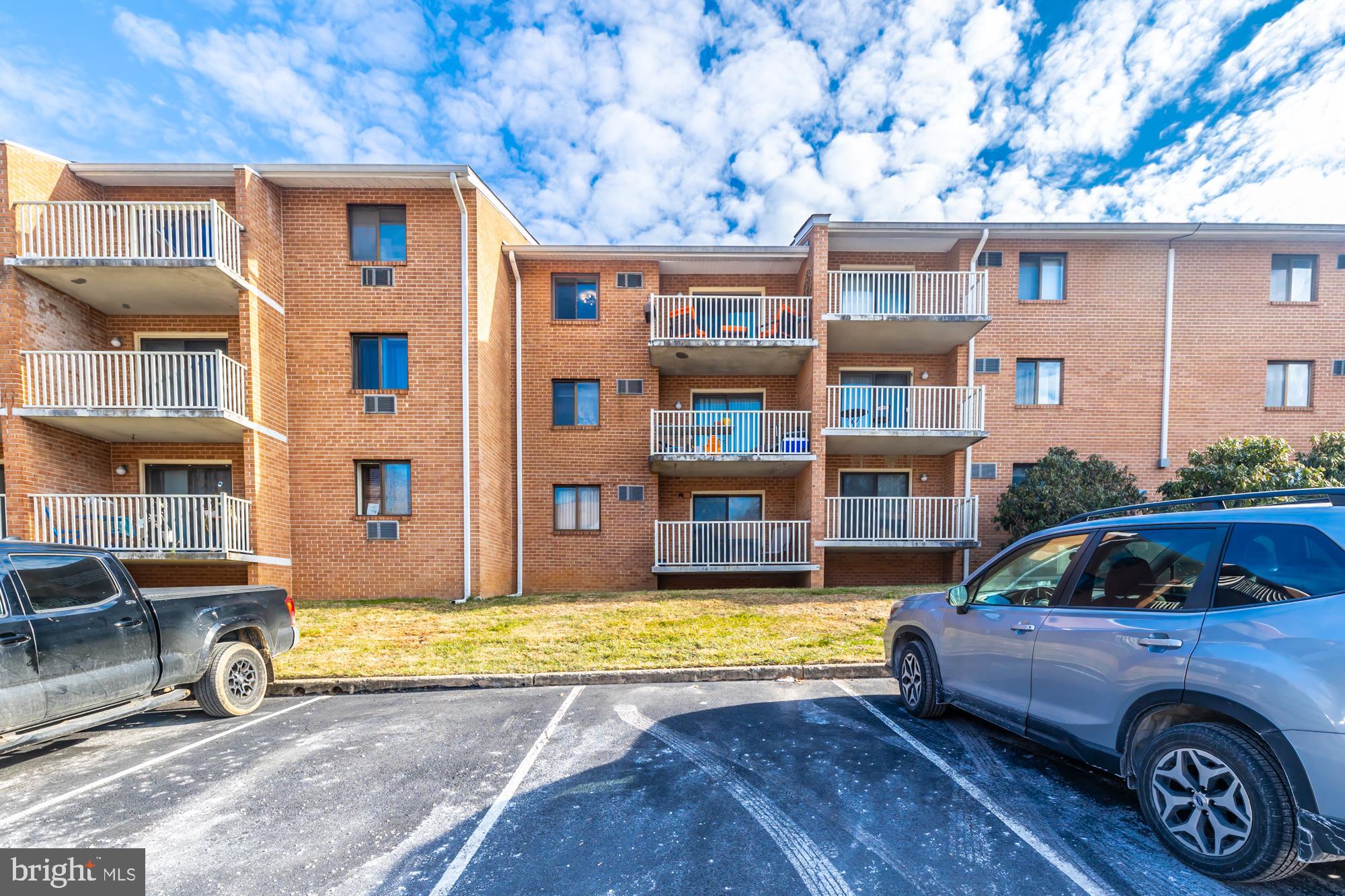 WOODMONT NORTH - Residential