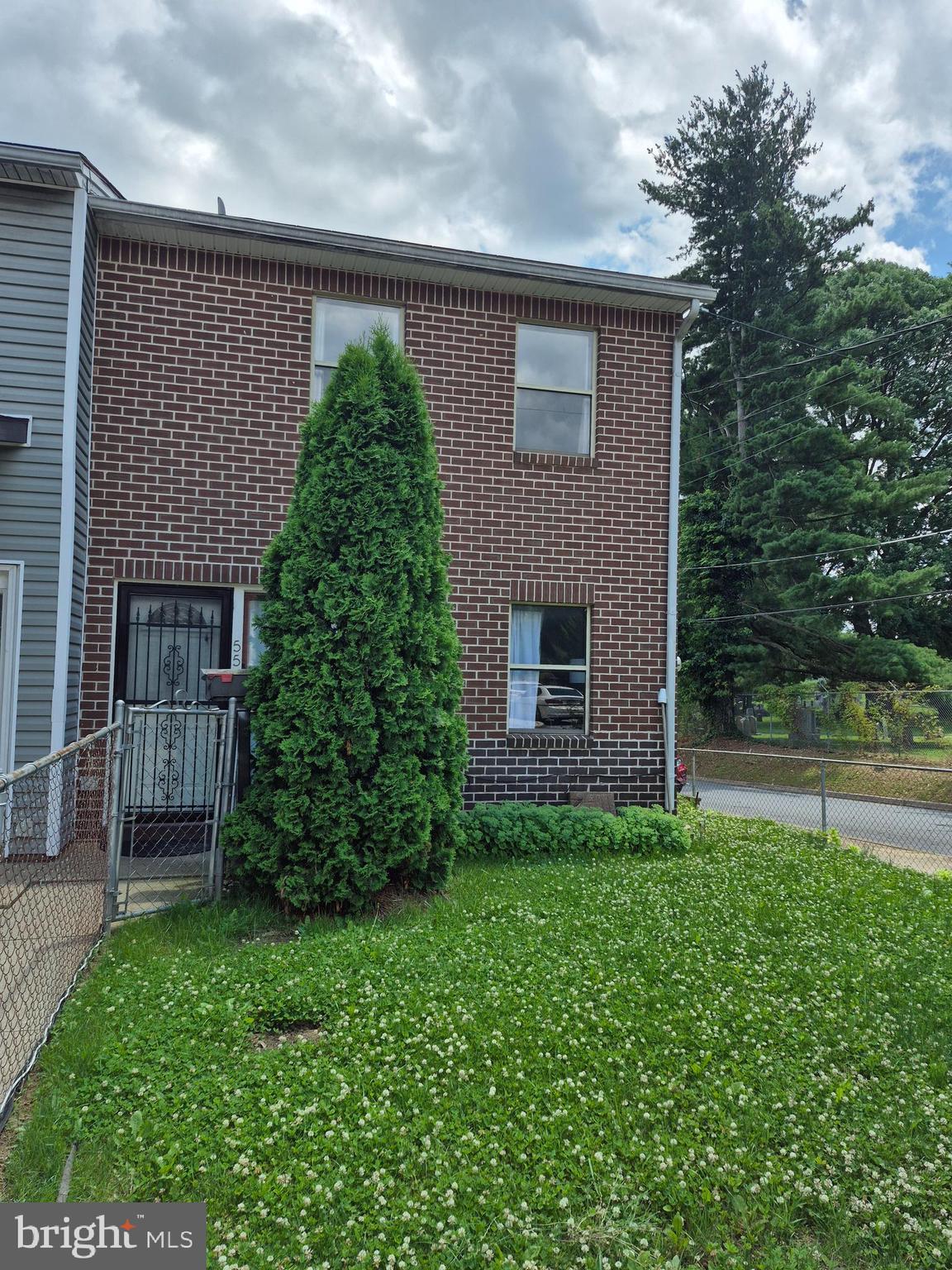 LANCASTER - Residential