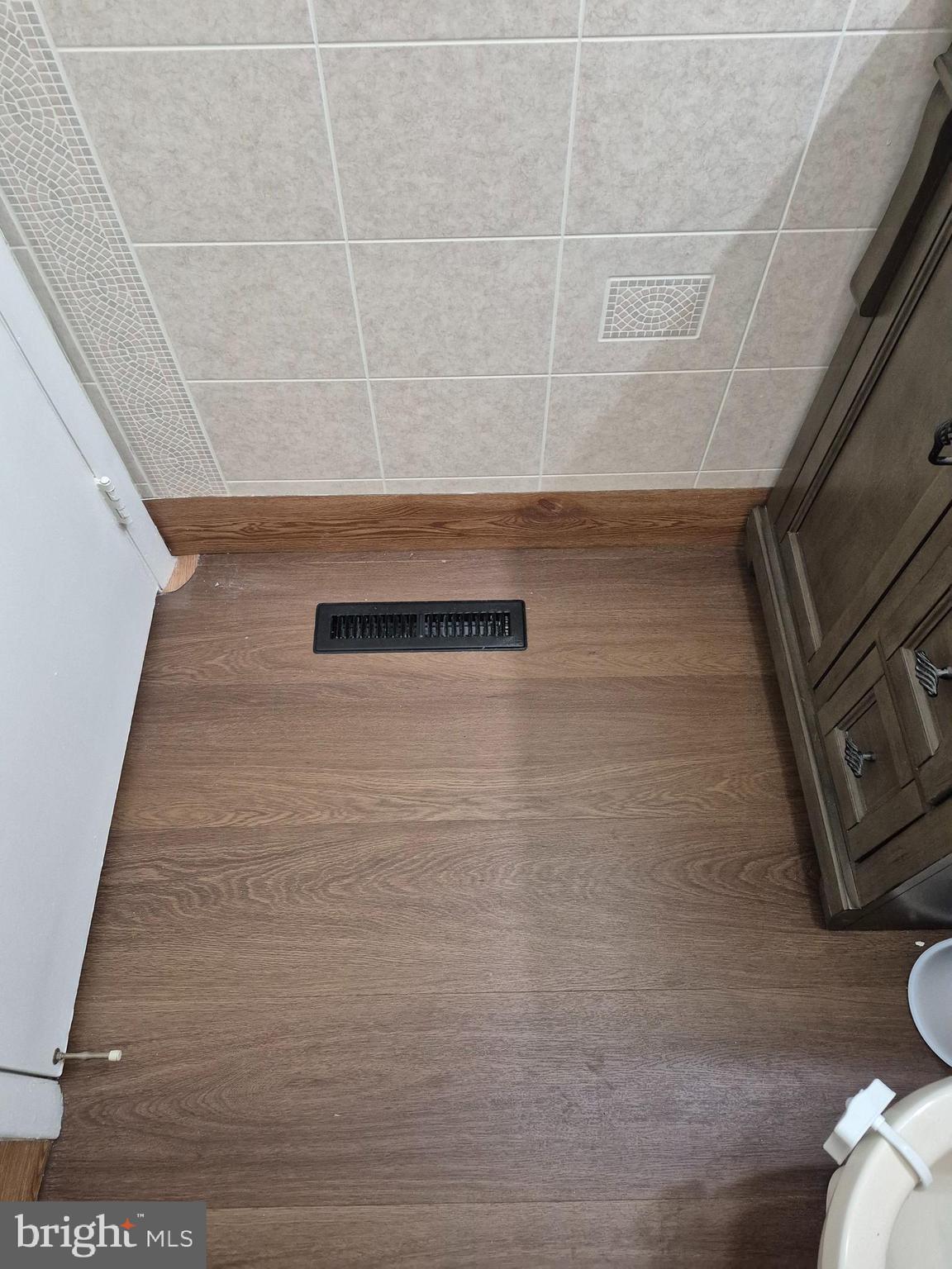 LANCASTER - Residential