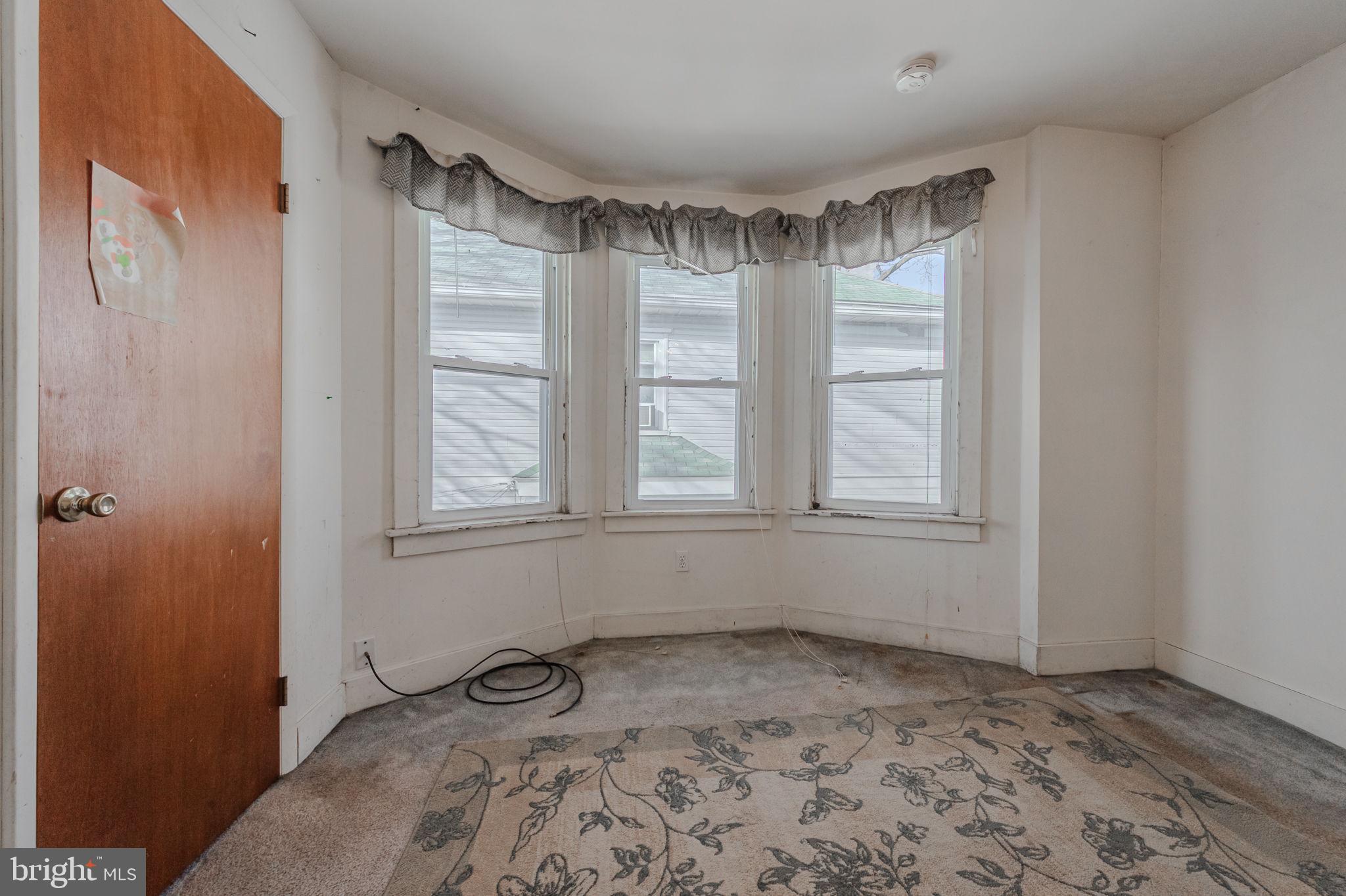 LYNNWOOD - Residential