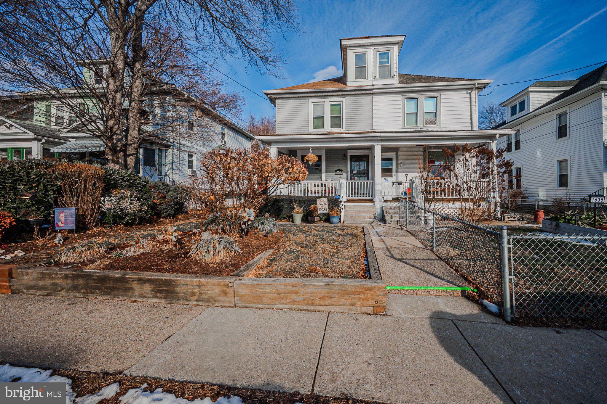 LYNNWOOD - Residential