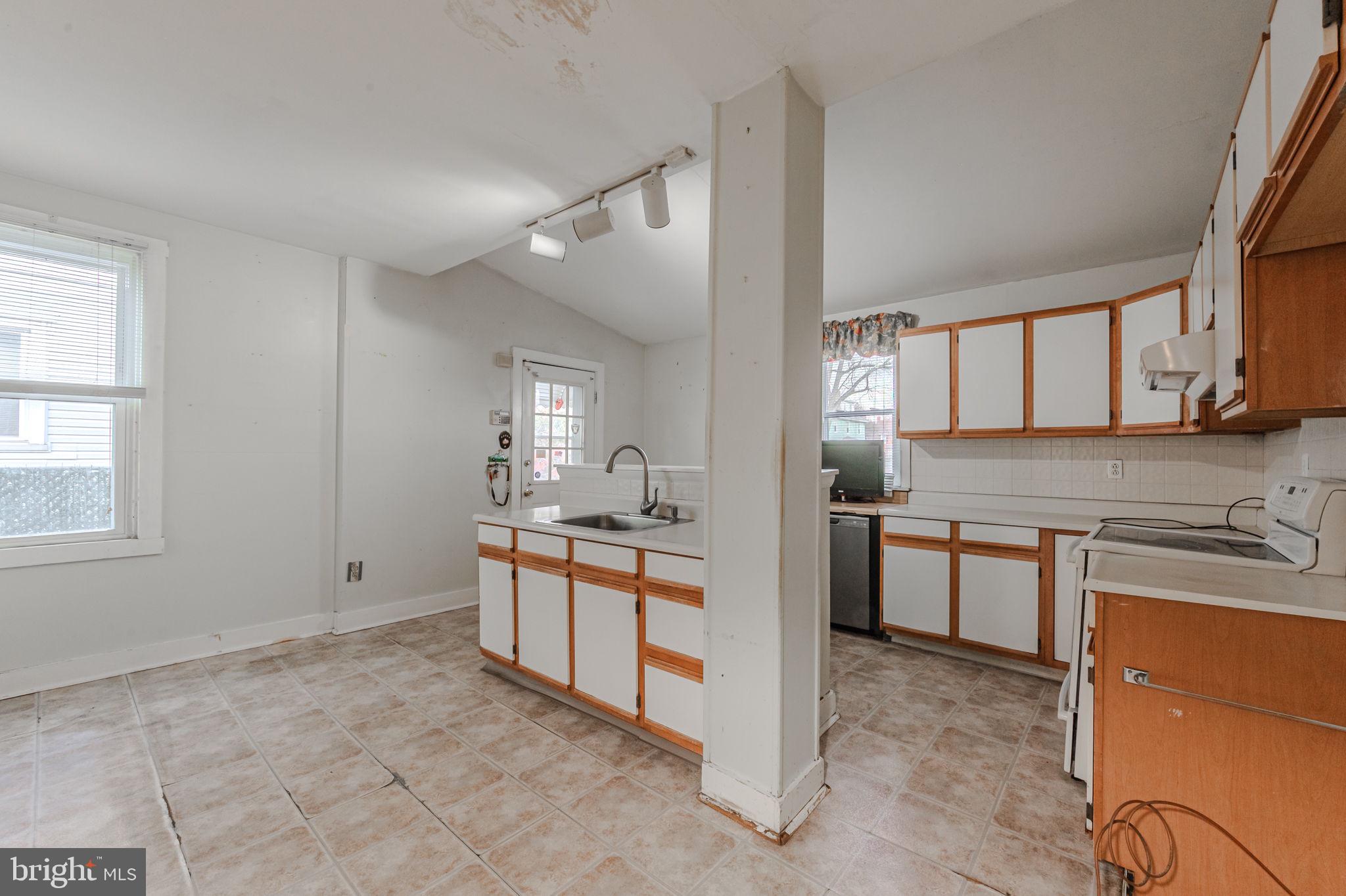 LYNNWOOD - Residential