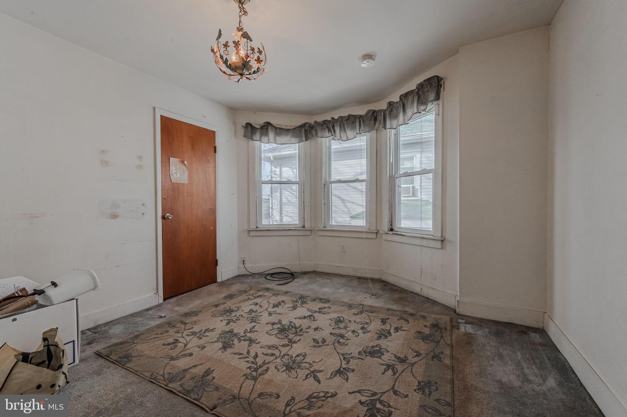 LYNNWOOD - Residential