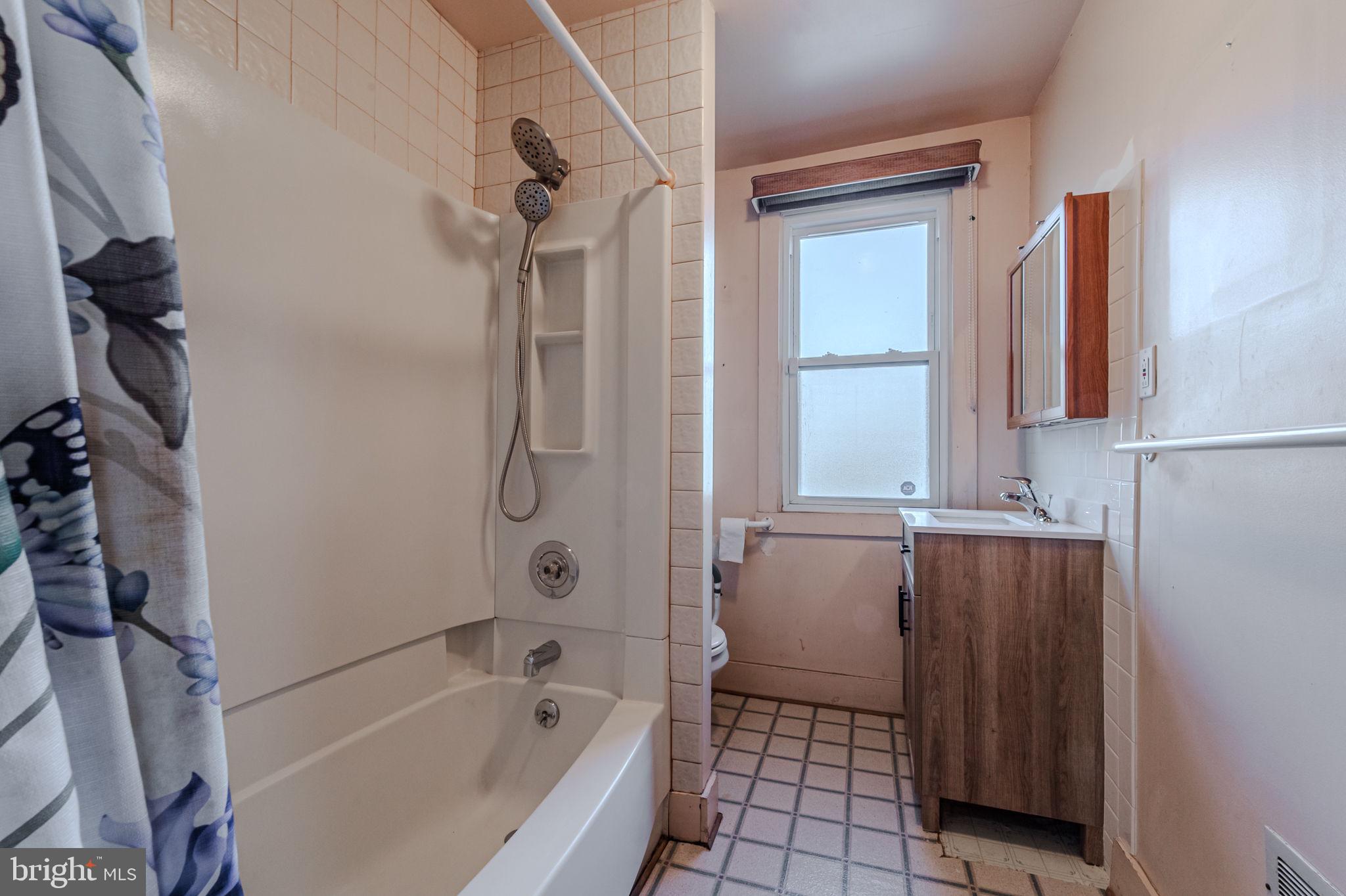 LYNNWOOD - Residential