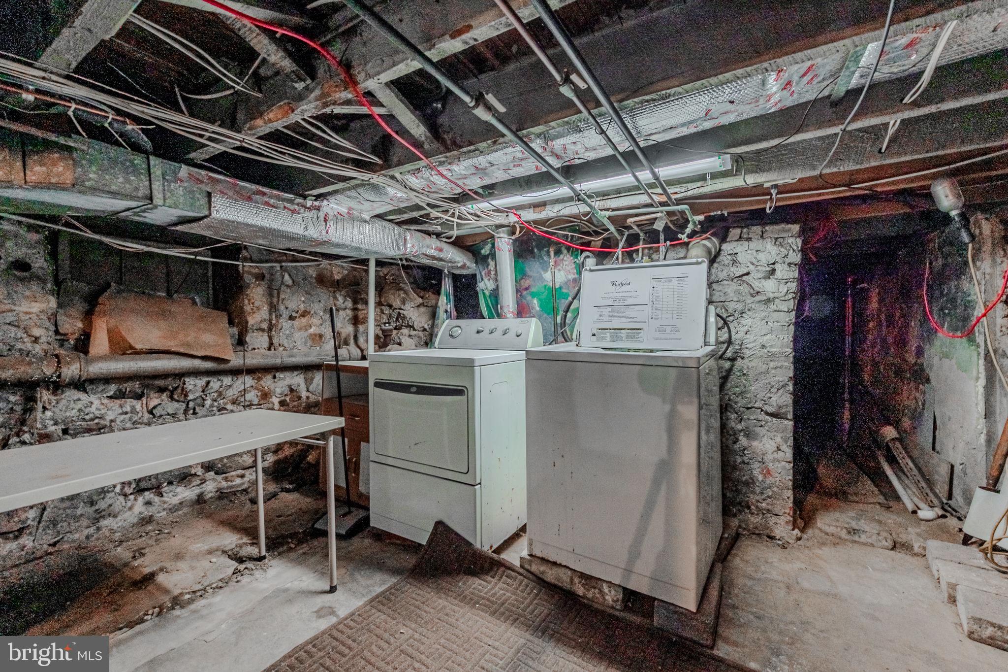 LYNNWOOD - Residential