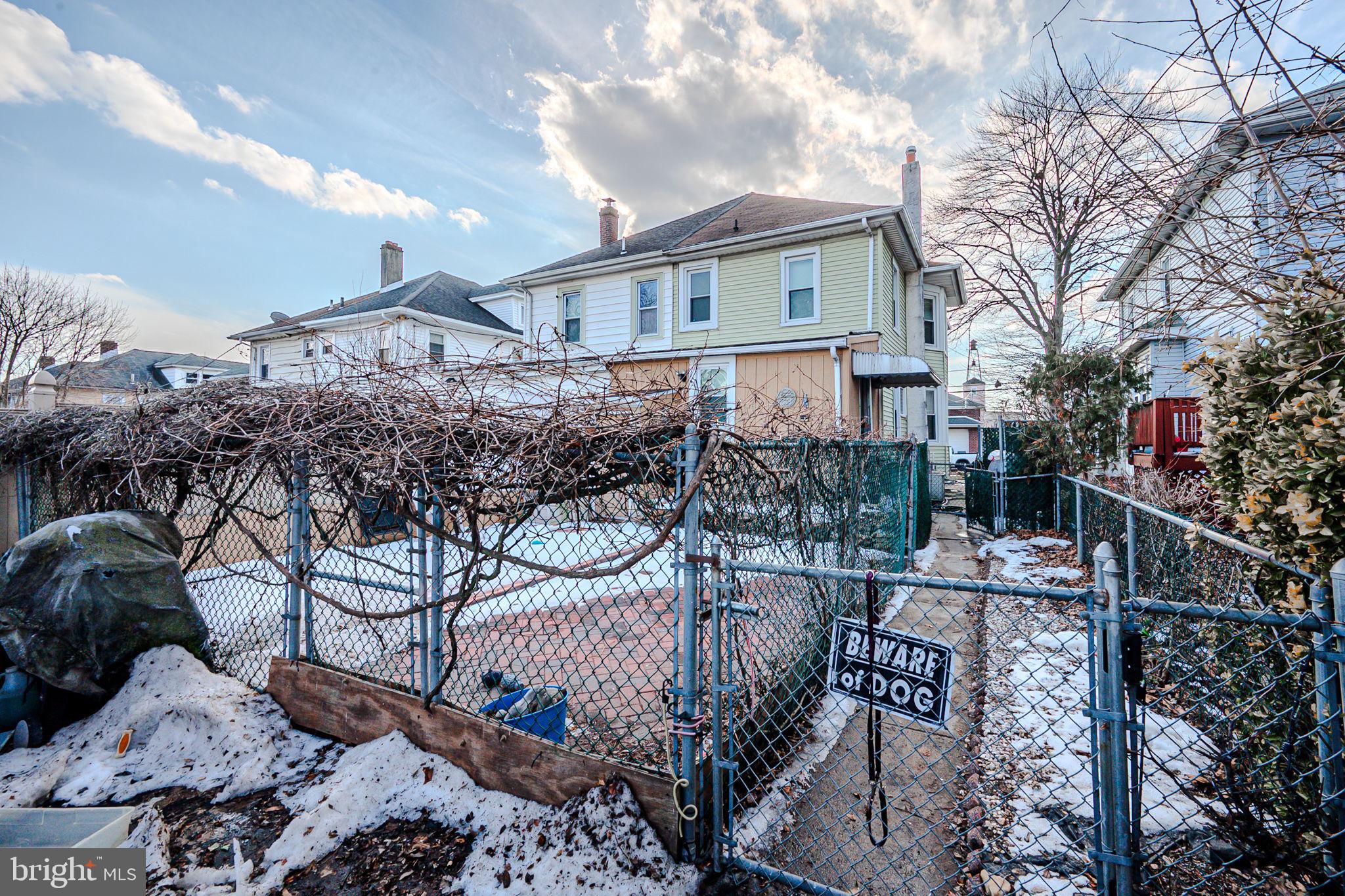 LYNNWOOD - Residential