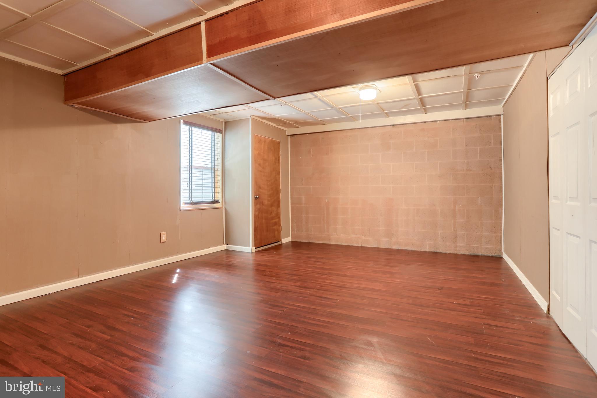 THE VILLAGE AT SPRINGBOOK - Residential