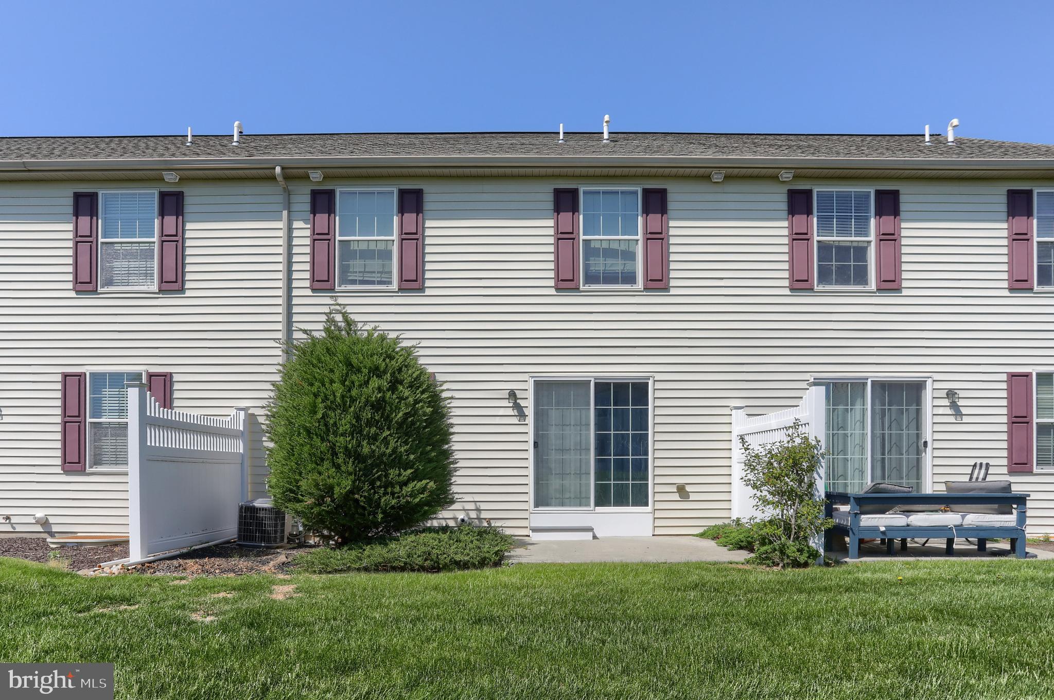 THE VILLAGE AT SPRINGBOOK - Residential