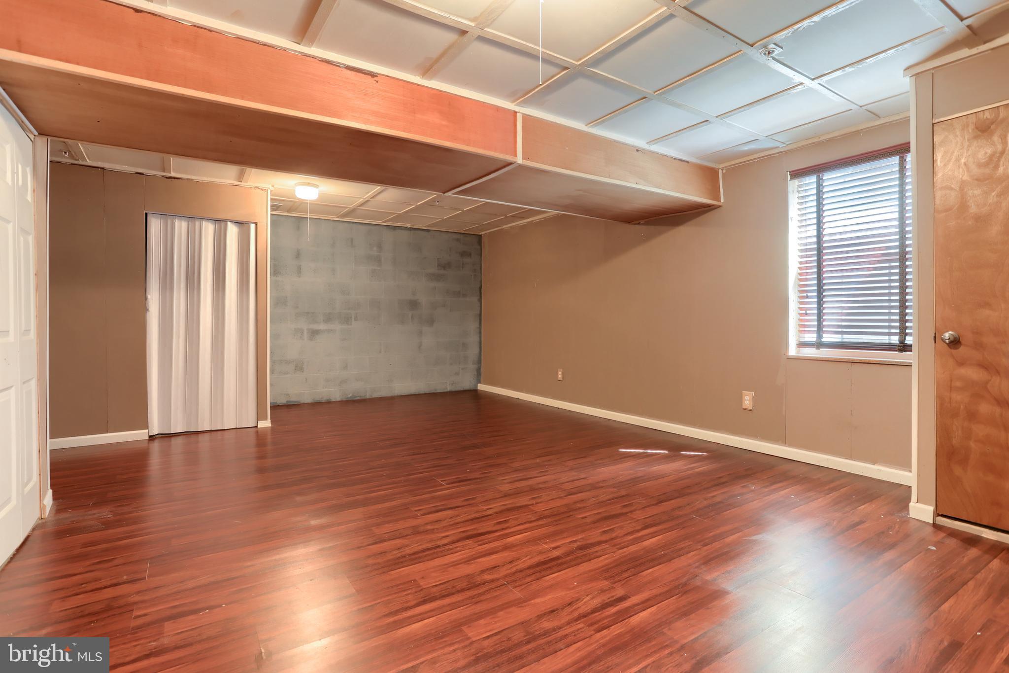 THE VILLAGE AT SPRINGBOOK - Residential