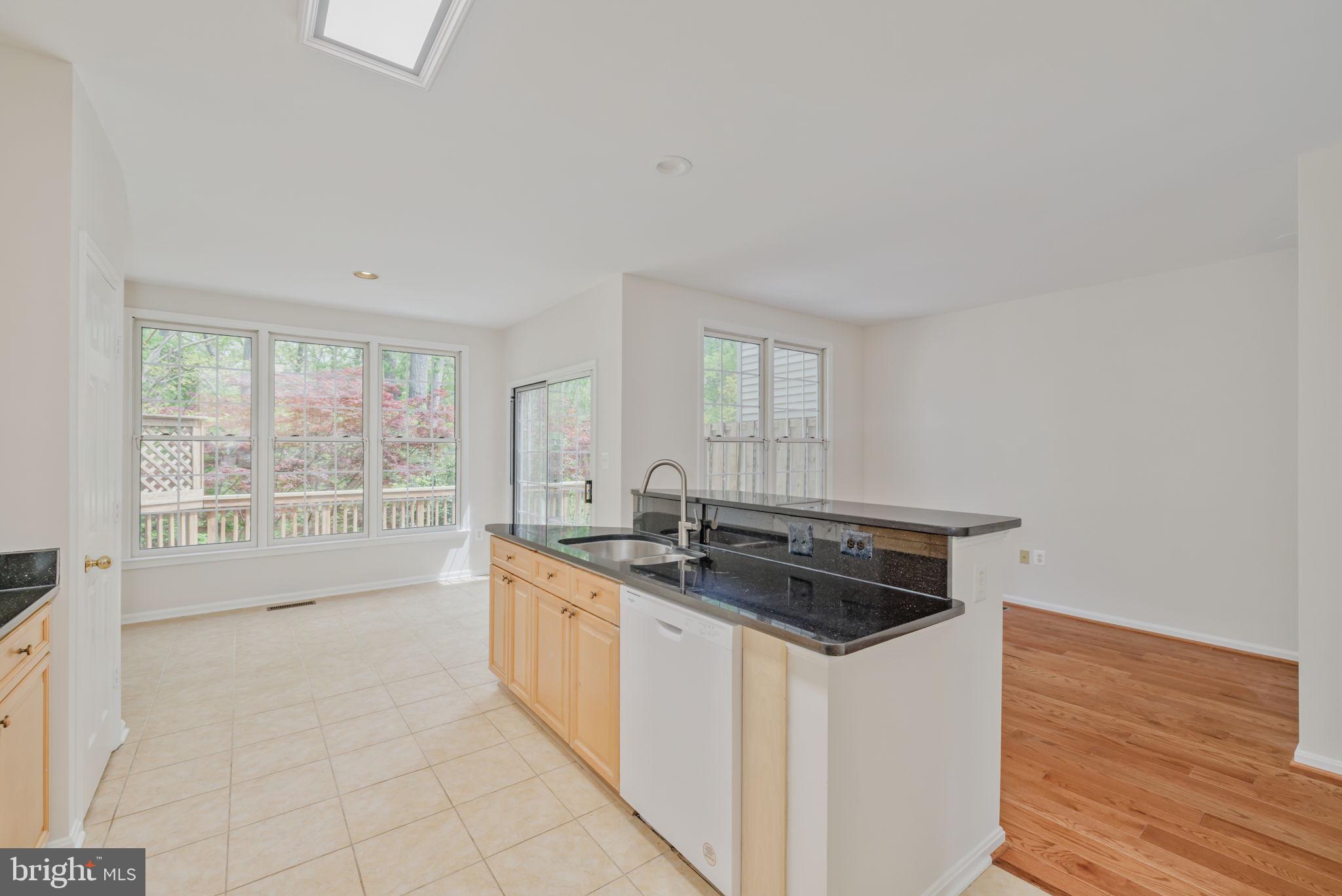 KINGSTOWNE - Residential