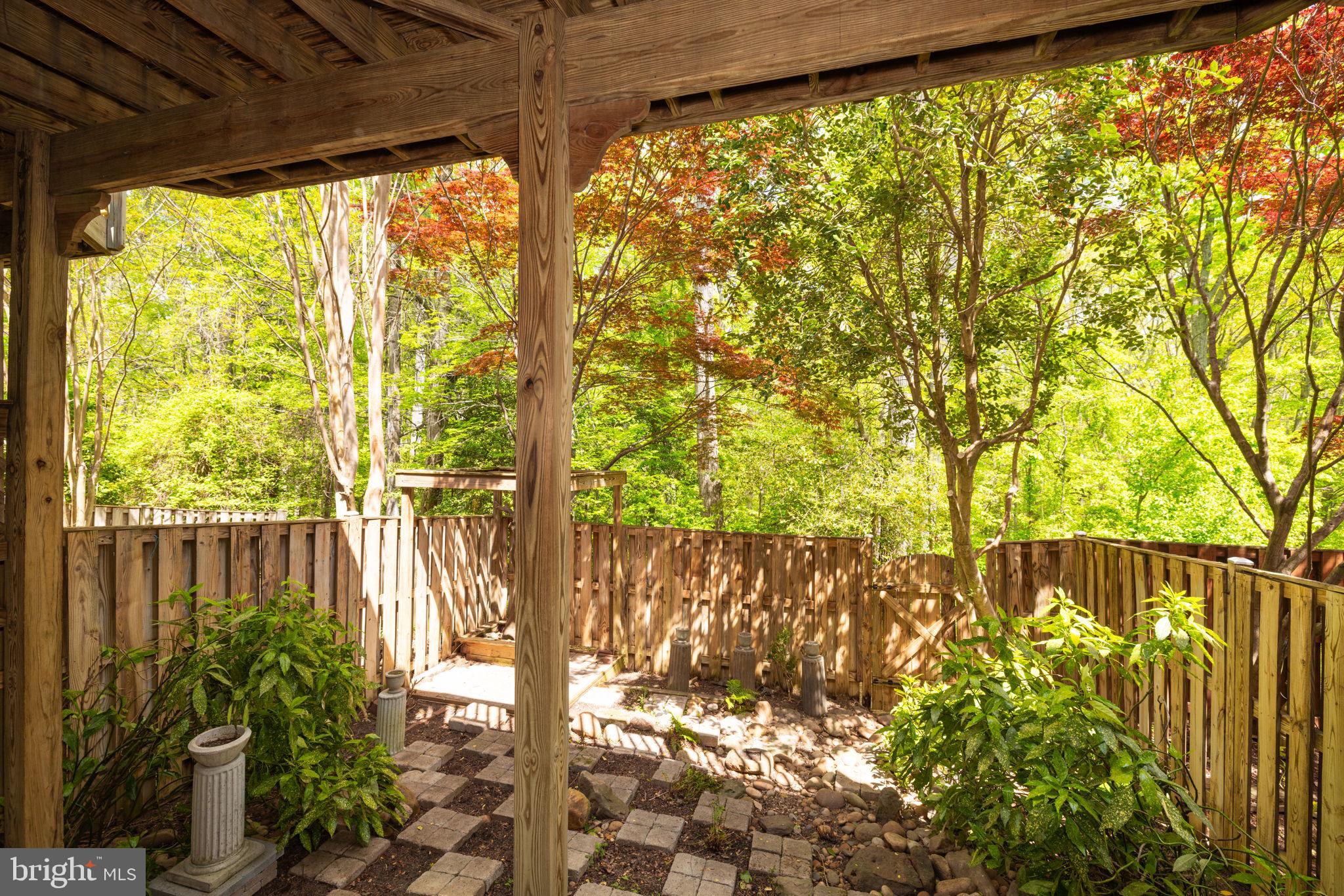 KINGSTOWNE - Residential