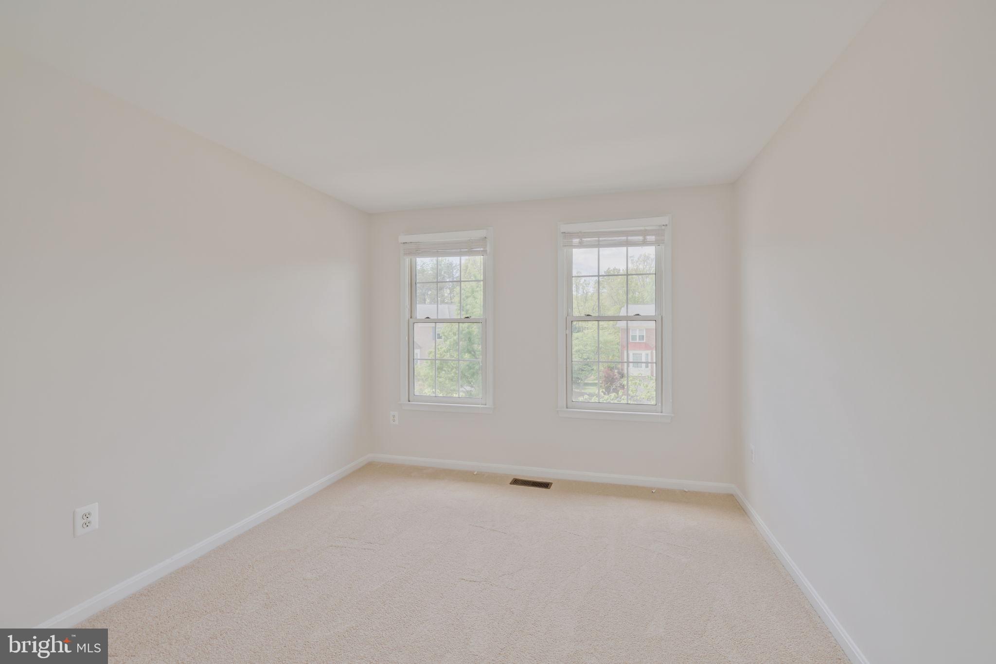 KINGSTOWNE - Residential