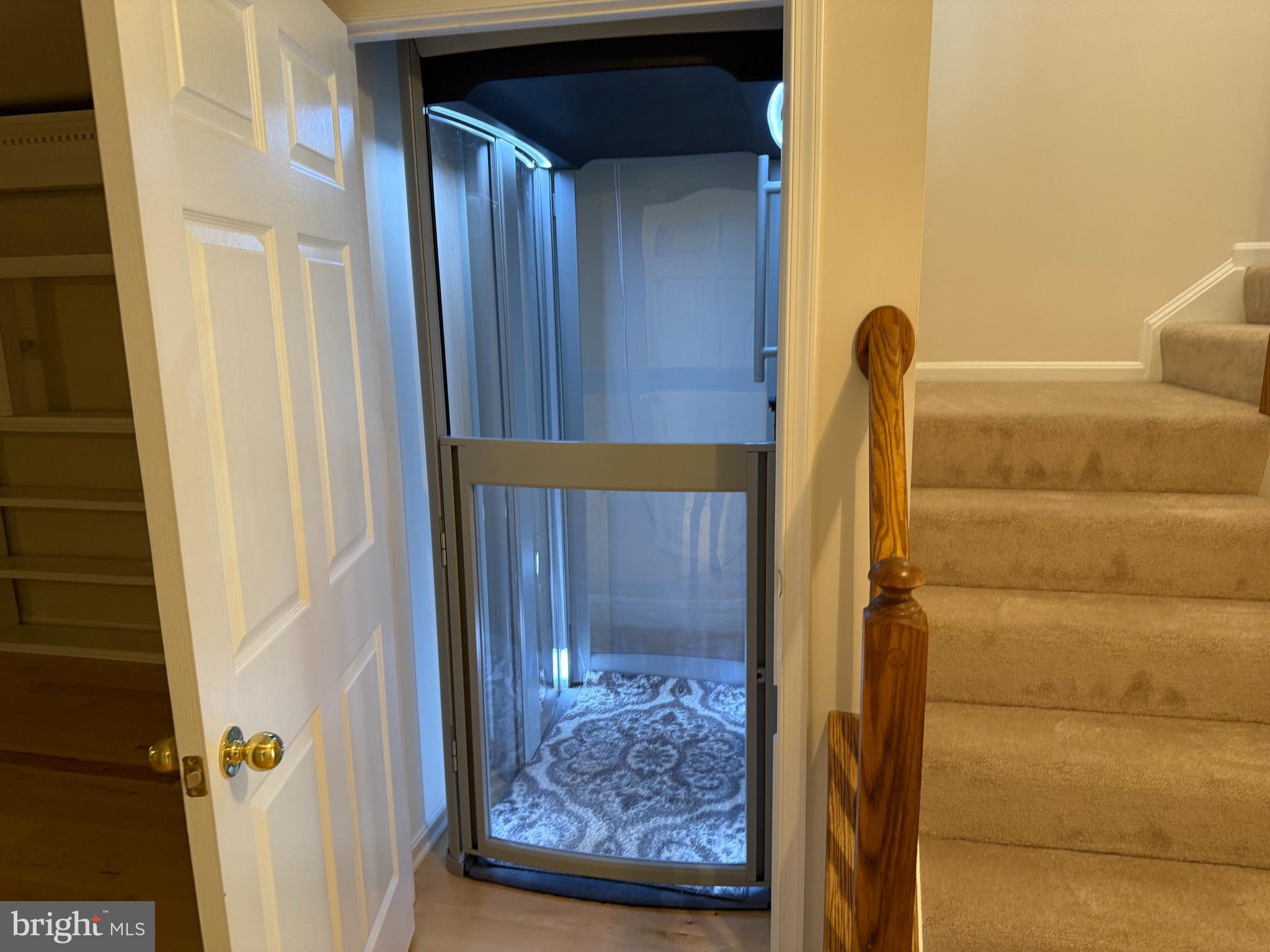 KINGSTOWNE - Residential