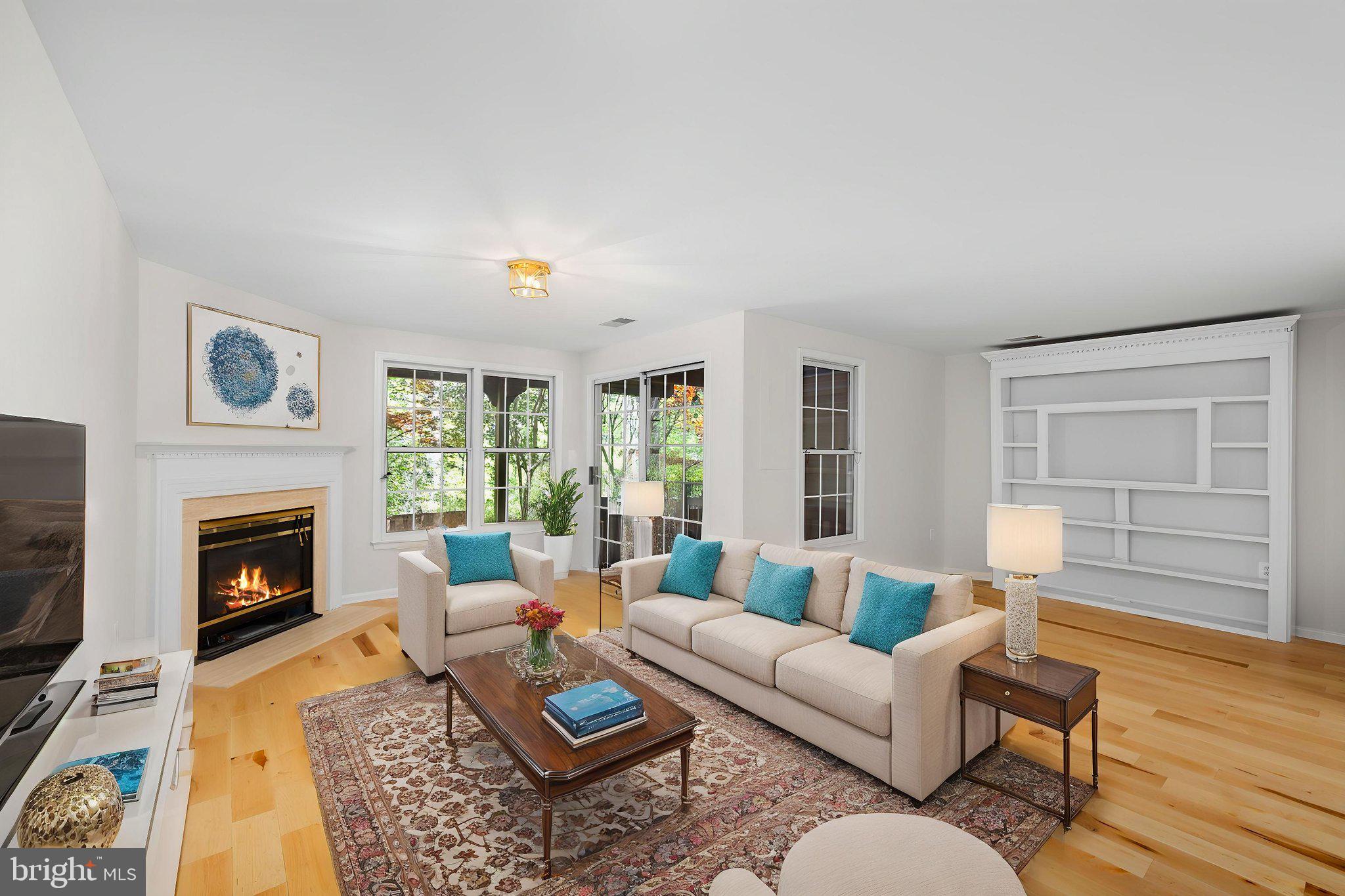 KINGSTOWNE - Residential