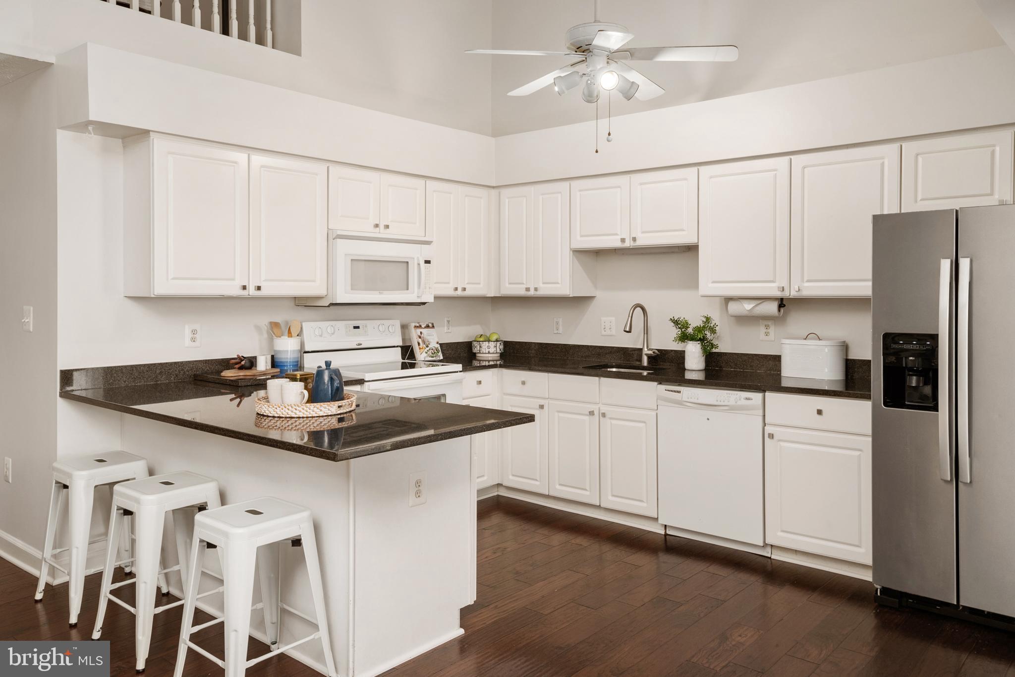 ADMIRAL REACH AT HARBOUR GATES - Residential