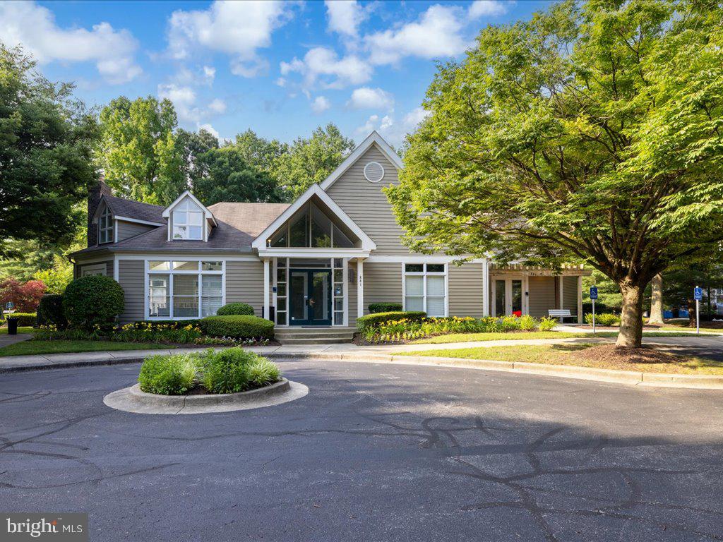 ADMIRAL REACH AT HARBOUR GATES - Residential