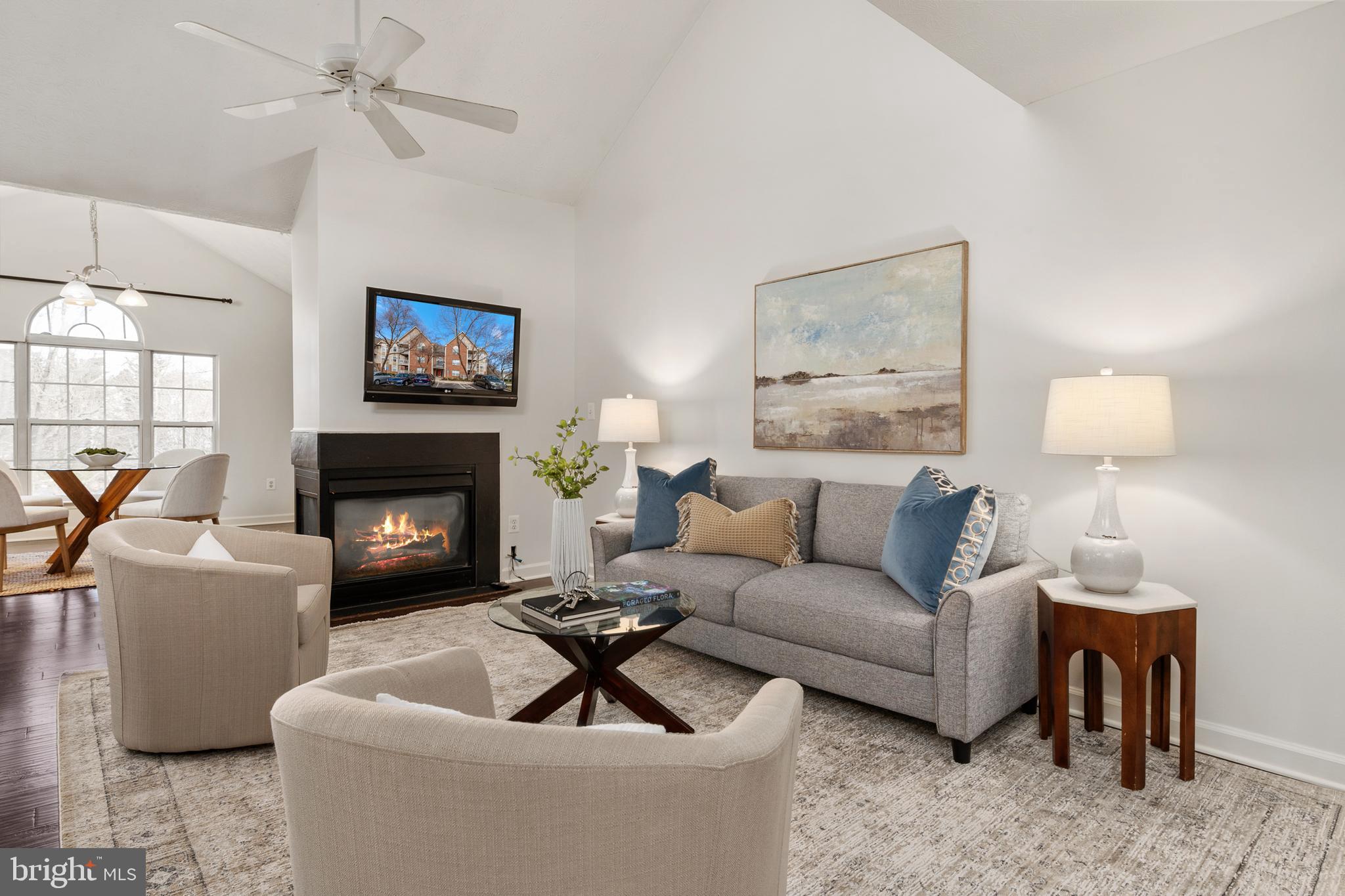 ADMIRAL REACH AT HARBOUR GATES - Residential