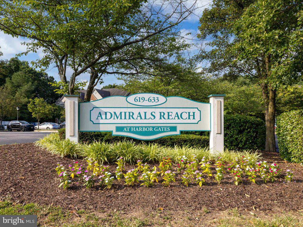 ADMIRAL REACH AT HARBOUR GATES - Residential