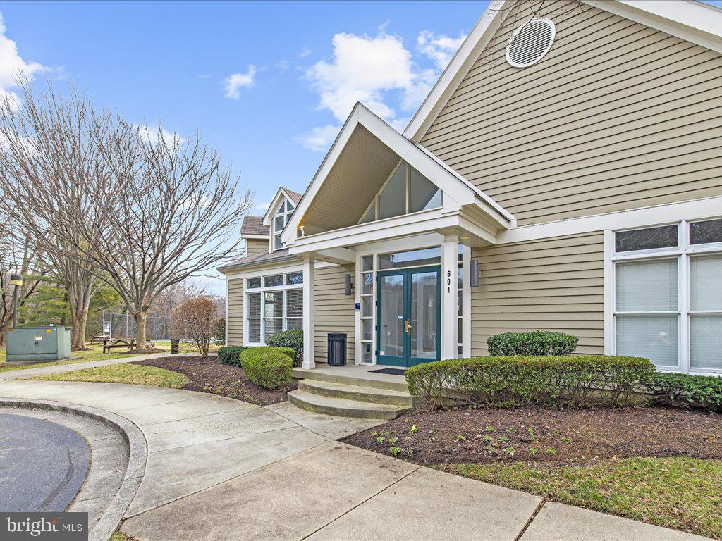 ADMIRAL REACH AT HARBOUR GATES - Residential