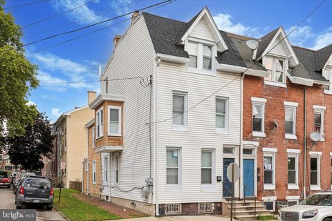 731 W LAFAYETTE STREET NORRISTOWN PA 19401
